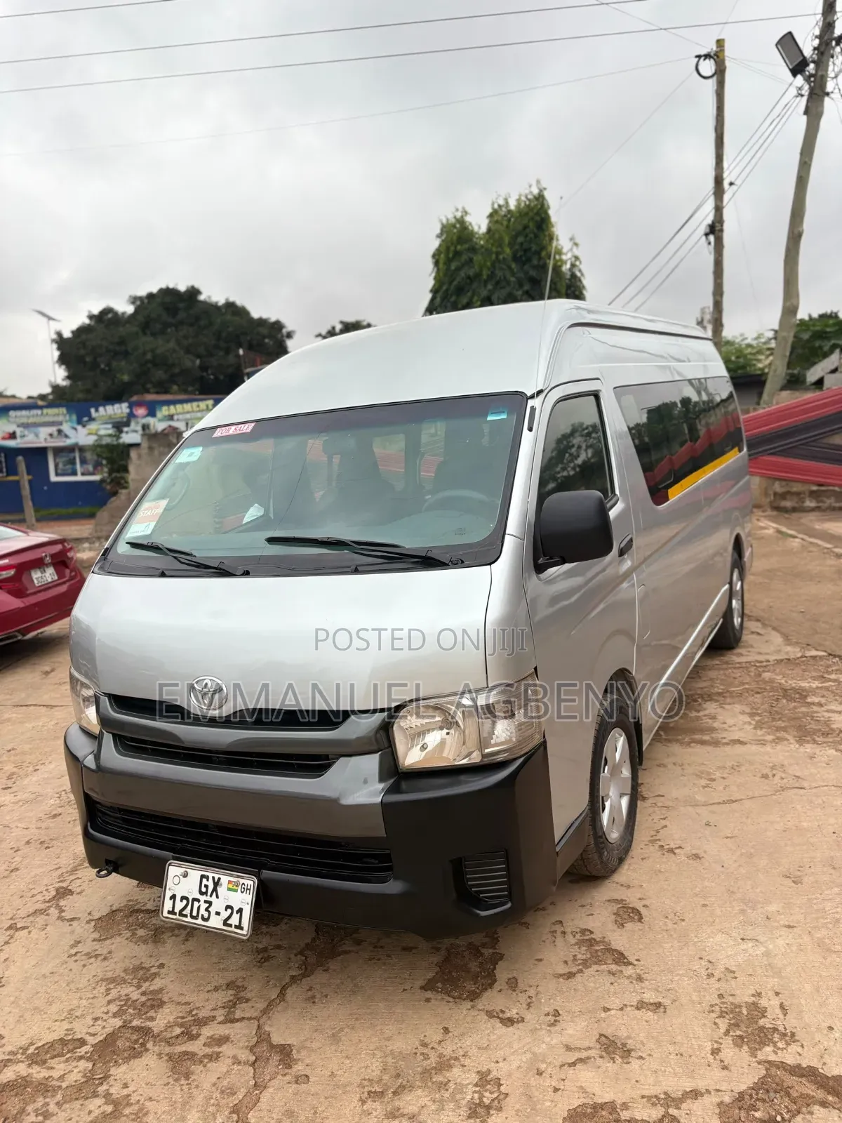 Toyota HiAce 2022 Silver