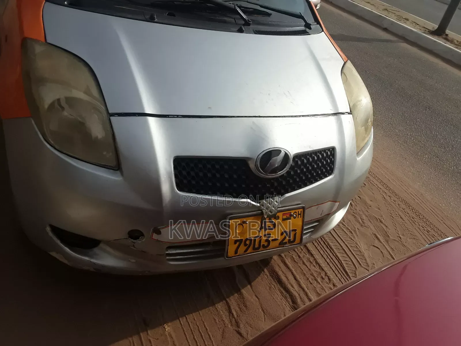 Toyota Vitz 2010 Gray