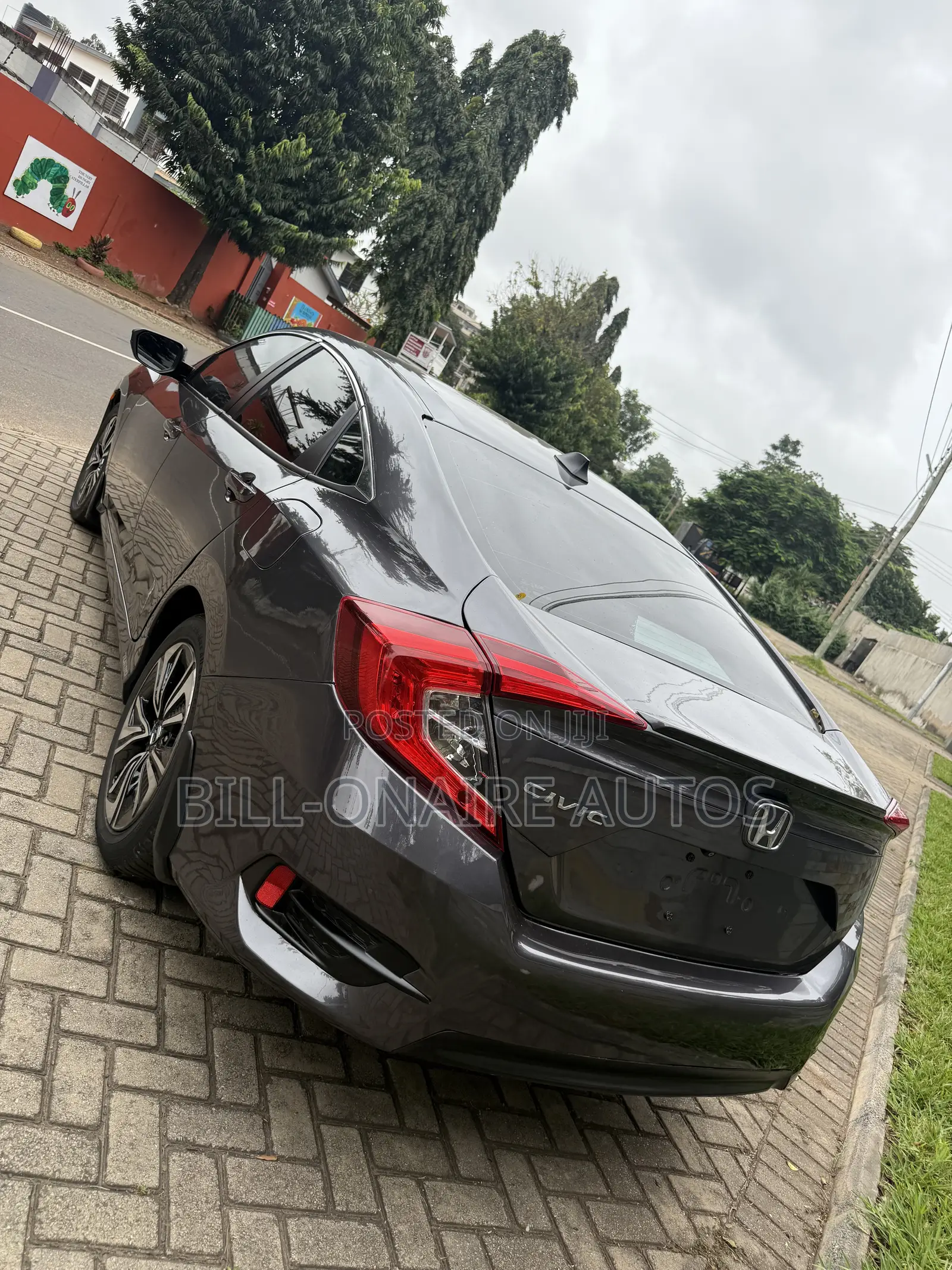 Honda Civic EX-T 4dr Sedan (1.5L 4cyl) 2016 Gray