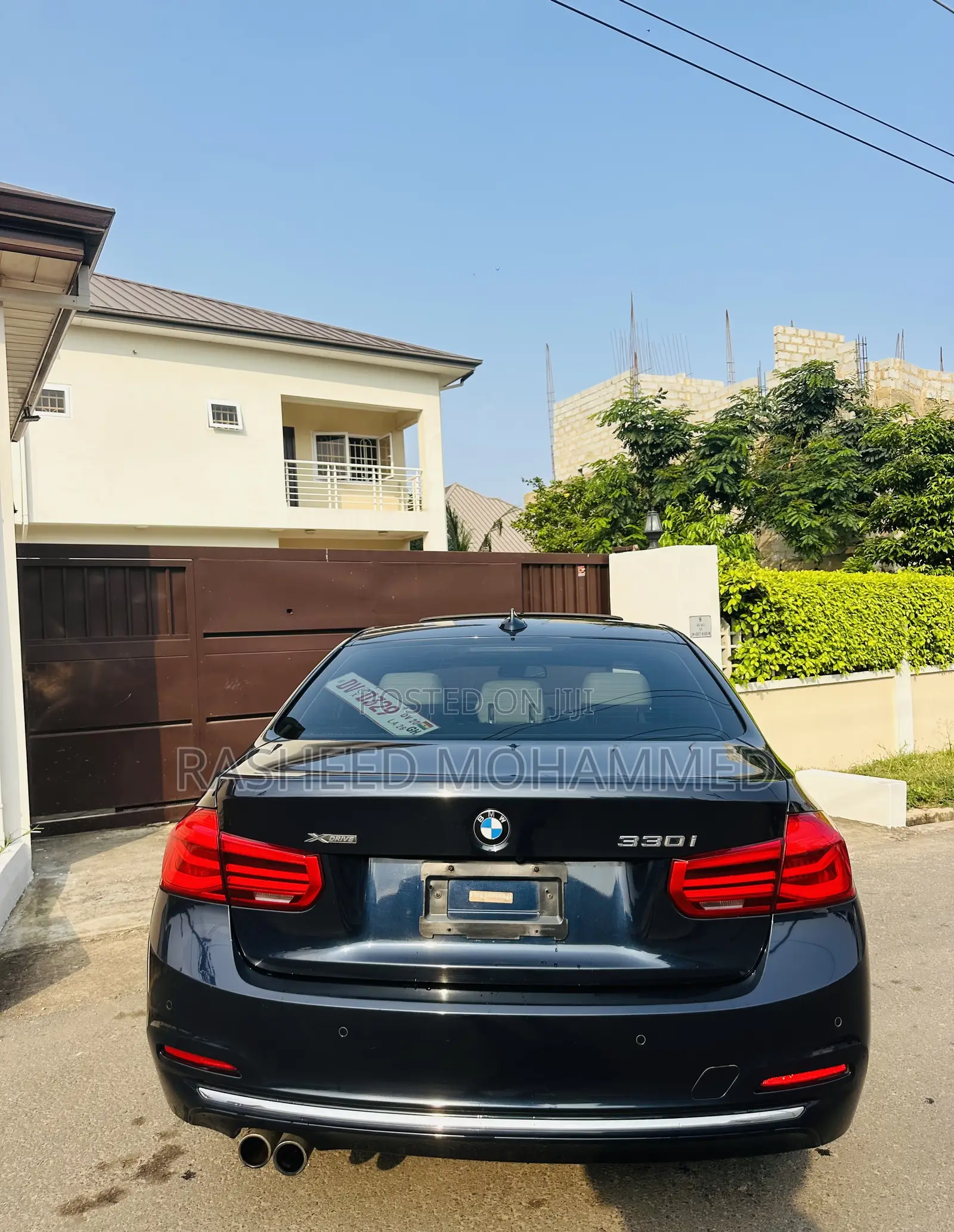 BMW 330i 2018 Black