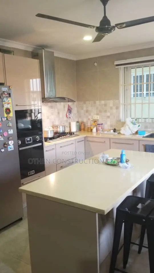 2 Bedroom With 2 Washrooms Fully Furnished for Short Stays