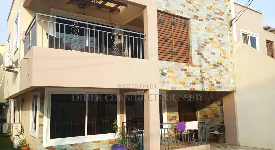 2 Bedroom With 2 Washrooms Fully Furnished for Short Stays