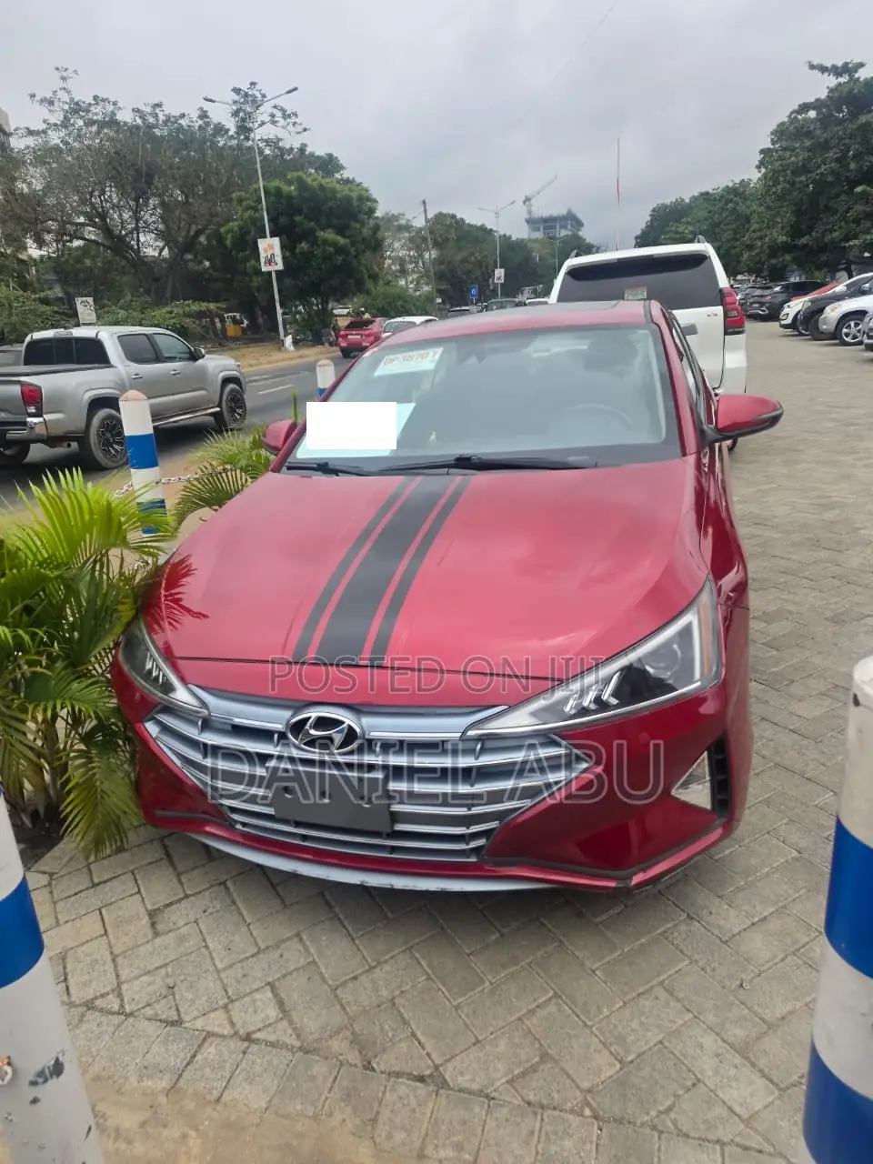 Hyundai Elantra 2021 Red