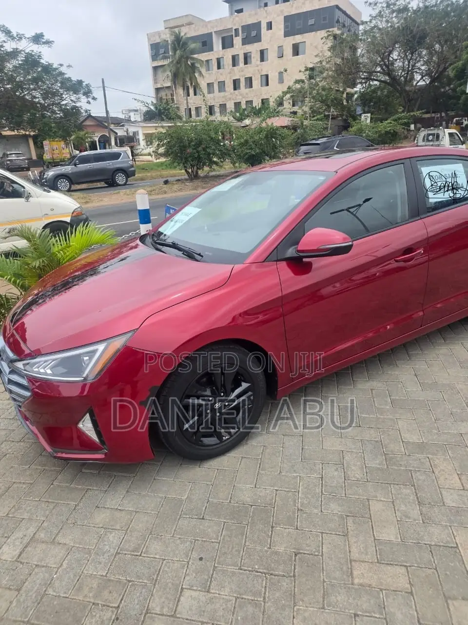 Hyundai Elantra 2021 Red