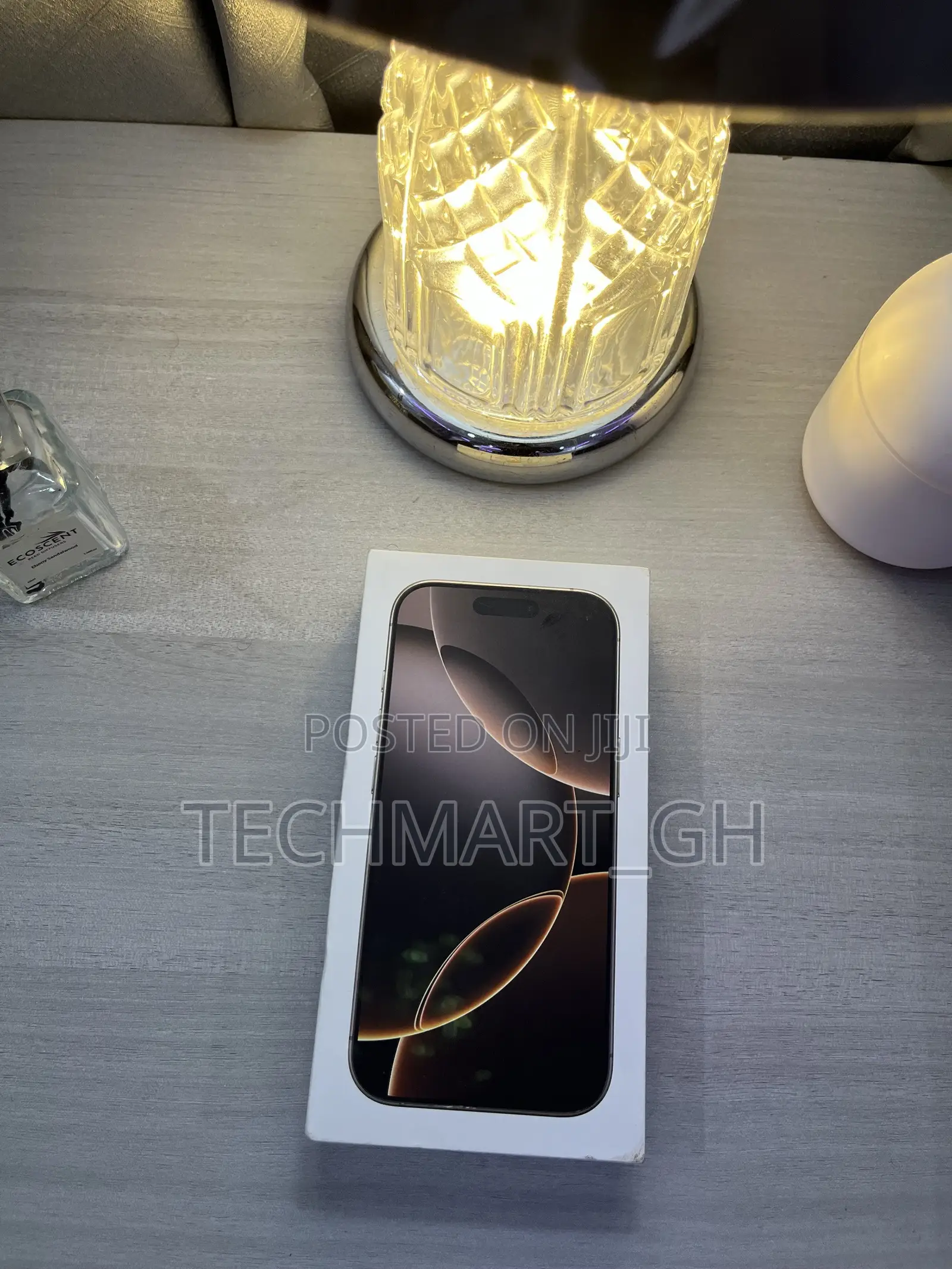 New Apple iPhone 16 Pro Max 256 GB Gold