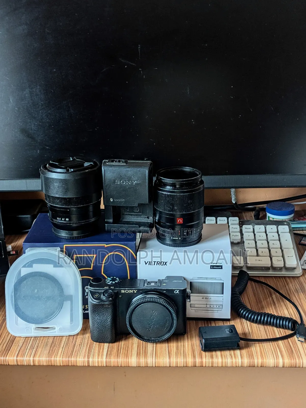 Sony A6400 Bundle Package