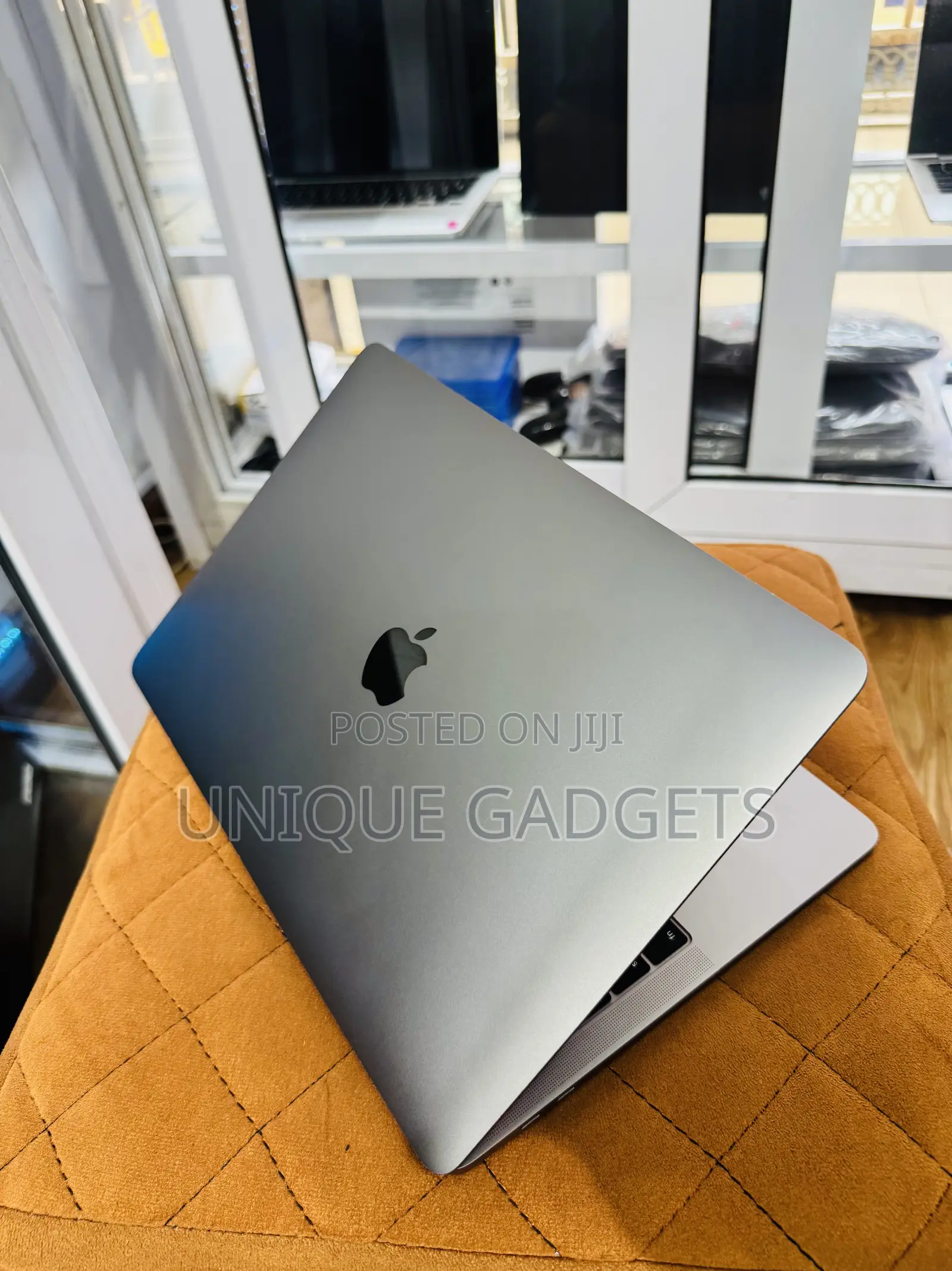 Laptop Apple MacBook Pro 2016 8GB Intel Core i5 SSD 512GB