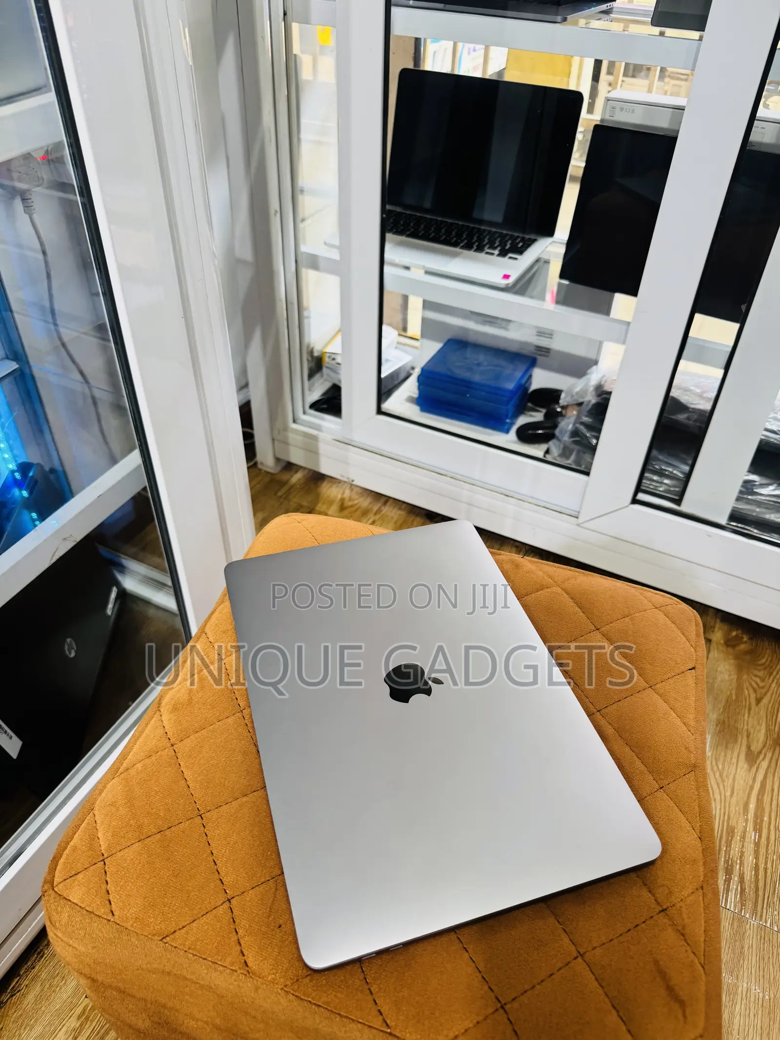 Laptop Apple MacBook Pro 2016 8GB Intel Core i5 SSD 512GB