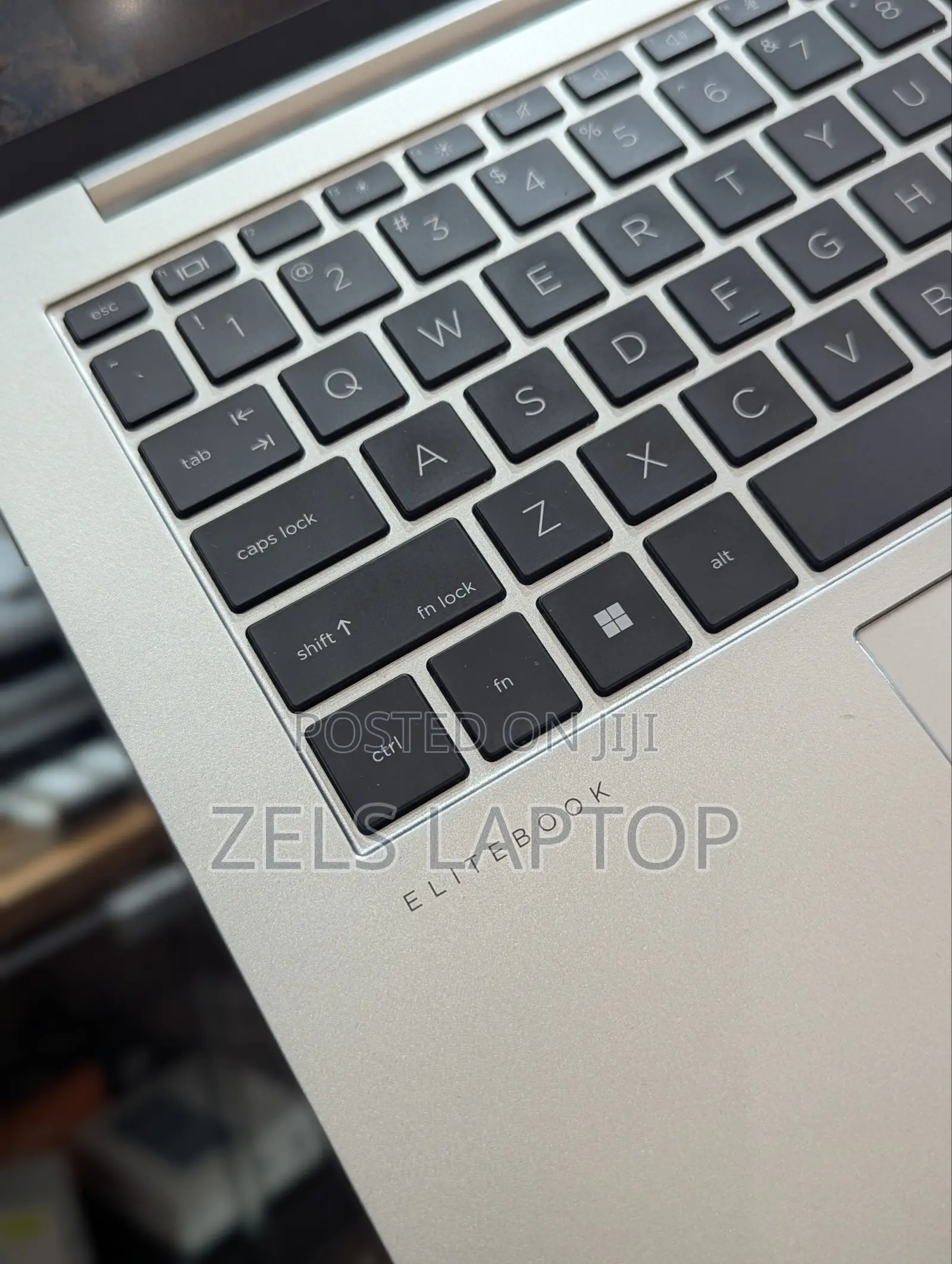 Laptop HP EliteBook 840 G10 16GB Intel Core i7 SSD 256GB