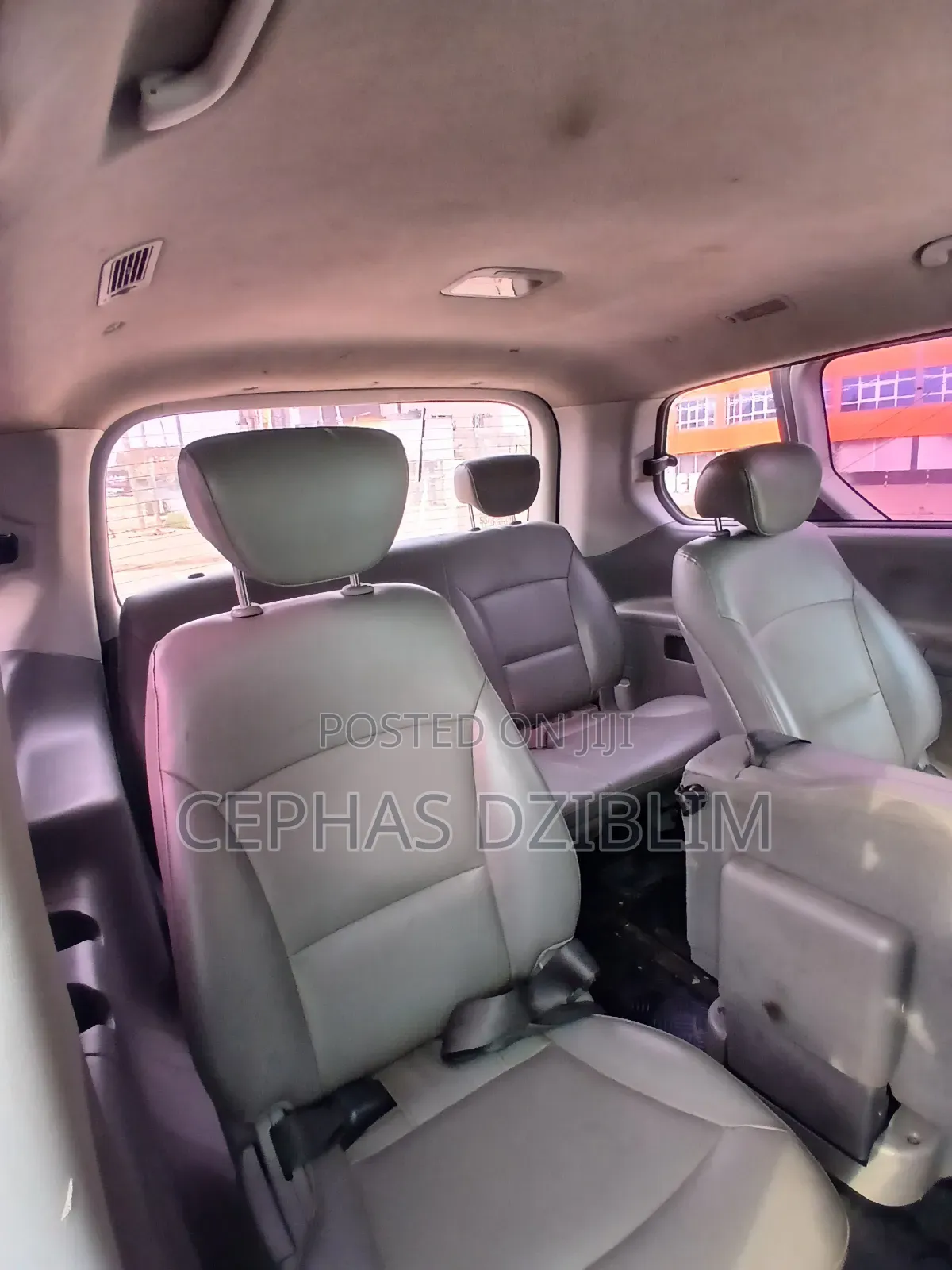 Hyundai Starex 2011 Black