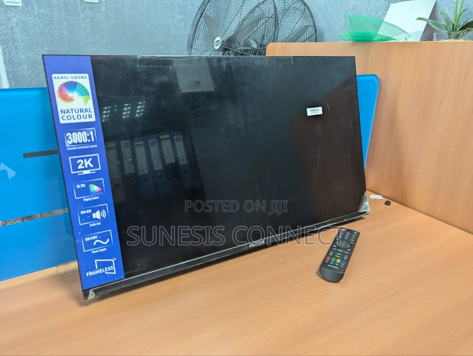 32-Inch Ailyons Television [TV Set]