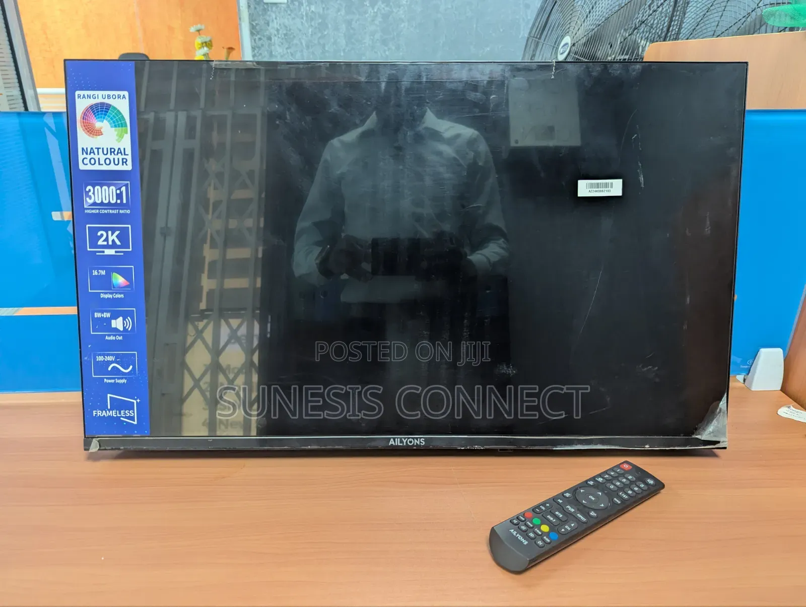32-Inch Ailyons Television [TV Set]