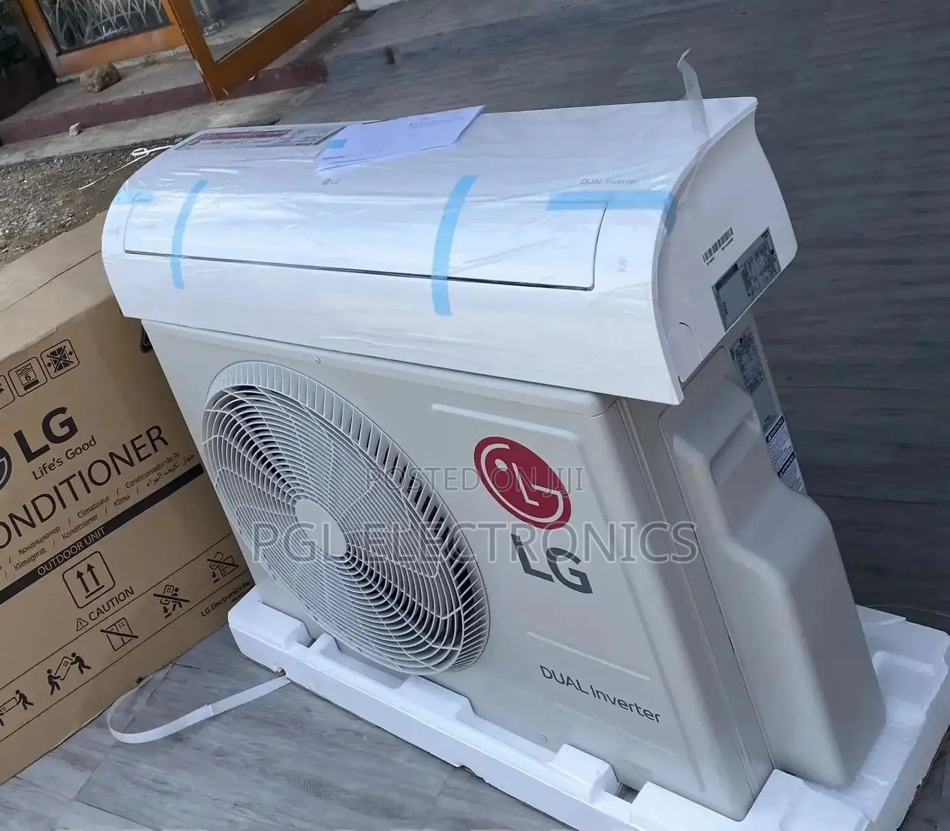 LG 2.0hp 70% Energy Saving Dual Inverter Mosquito Away AC S4-Q18kl28e