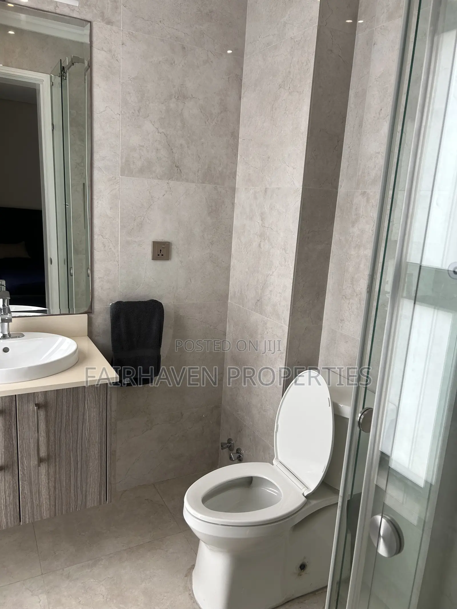 Furnished 3bdrm Apartment in Airport for rent