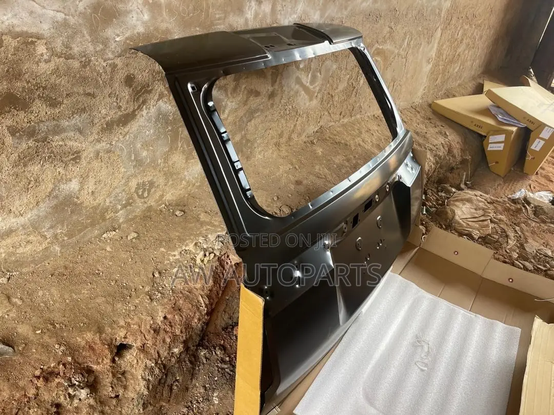 2024 Landcruiser Prado Tailgate \Boot