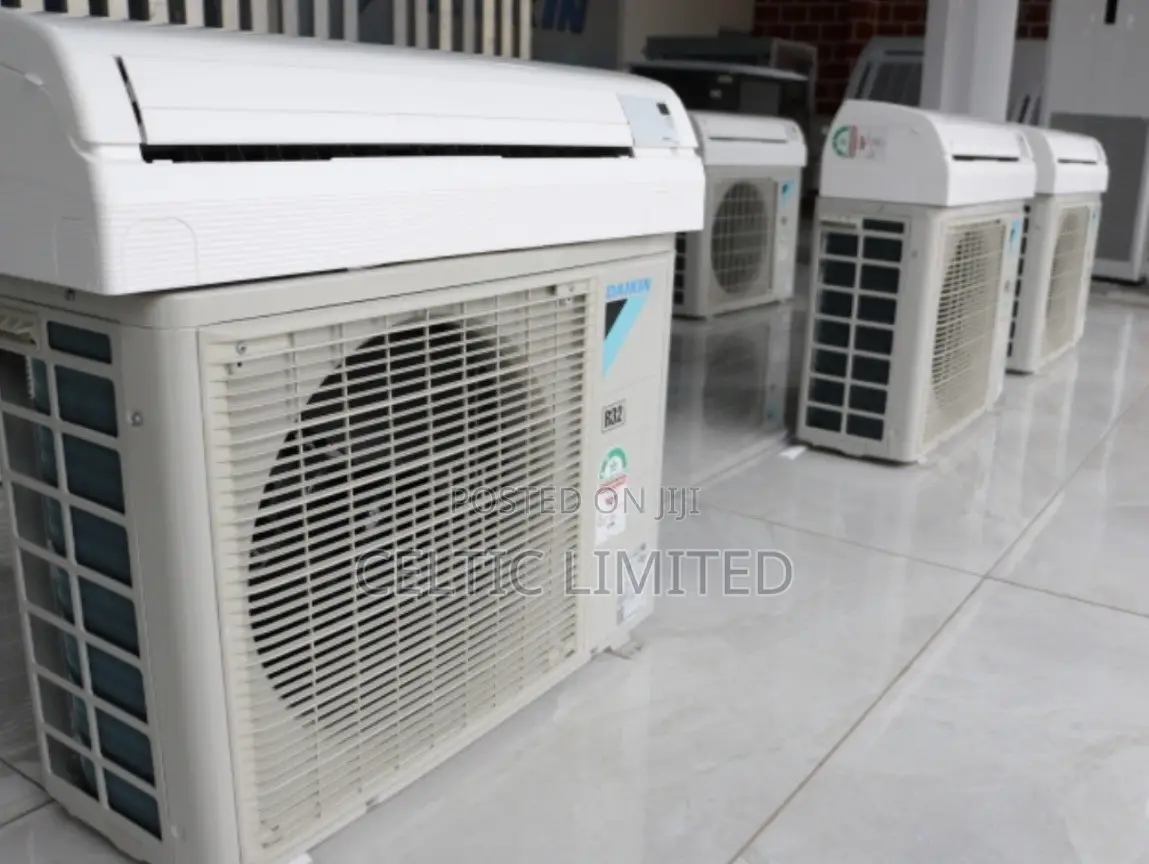 DAIKIN Air Conditioner 2.5 HP