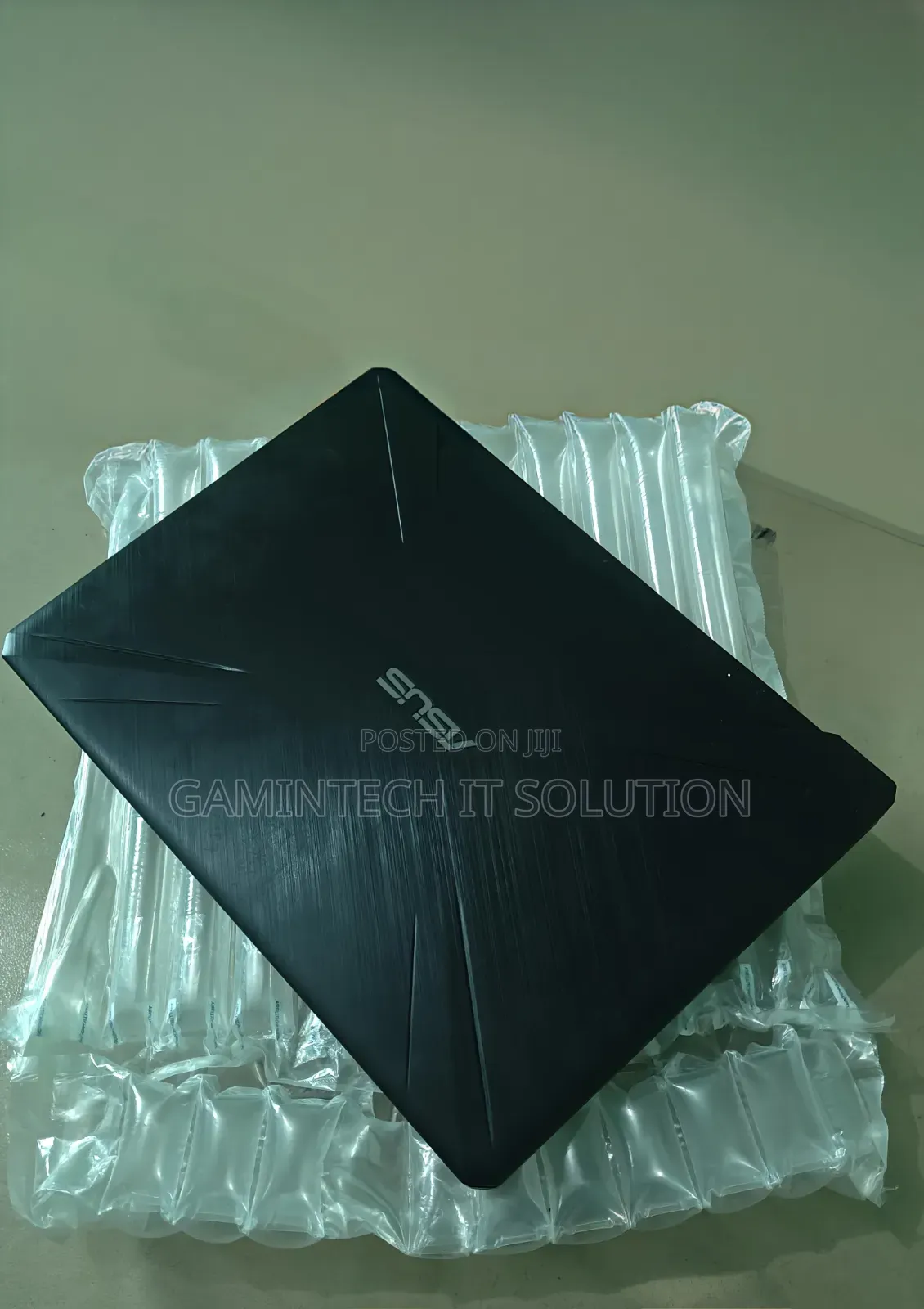 Laptop Asus TUF Gaming FX504 16GB AMD Ryzen 7 SSD 512GB