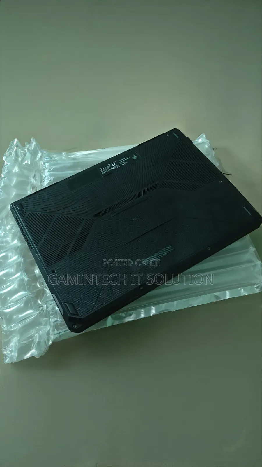 Laptop Asus TUF Gaming FX504 16GB AMD Ryzen 7 SSD 512GB