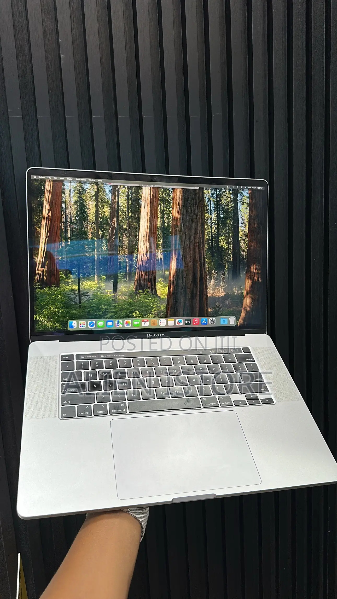 Laptop Apple MacBook Pro 2019 16GB Intel Core i9 SSD 1T