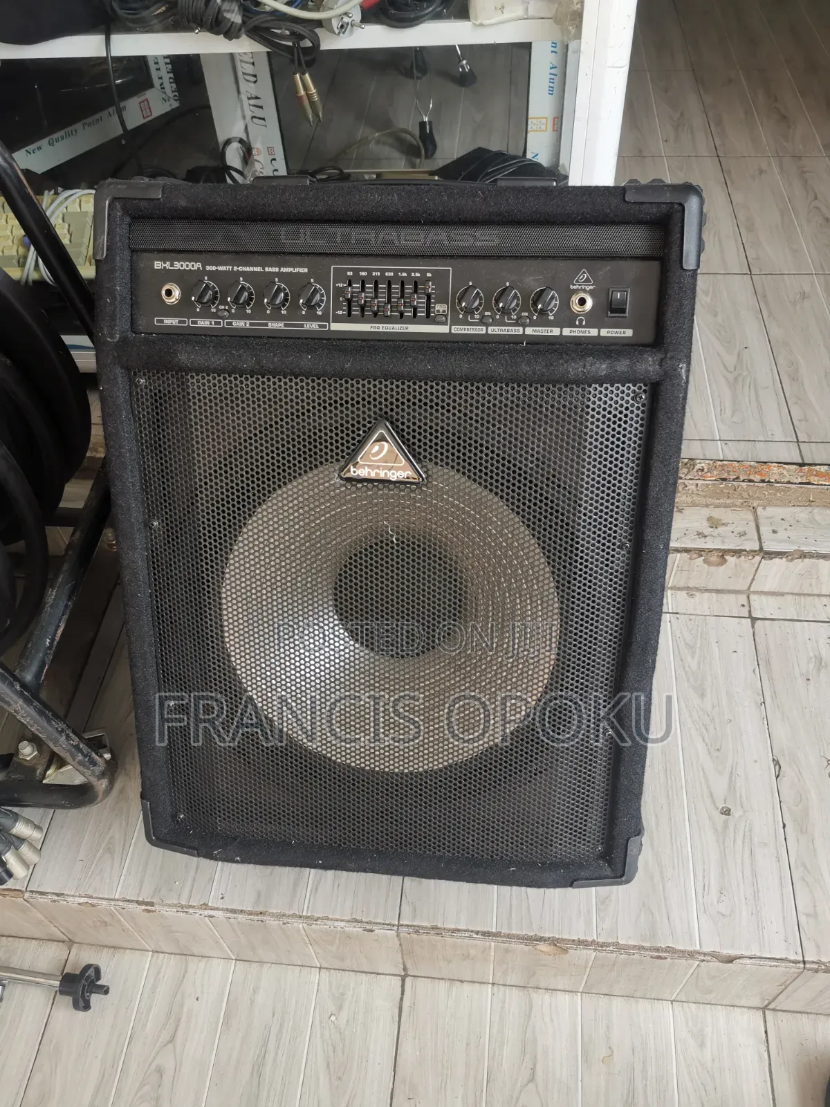 Behringer BXL3000A 300W 2-Channel Bass Amplifier Combo