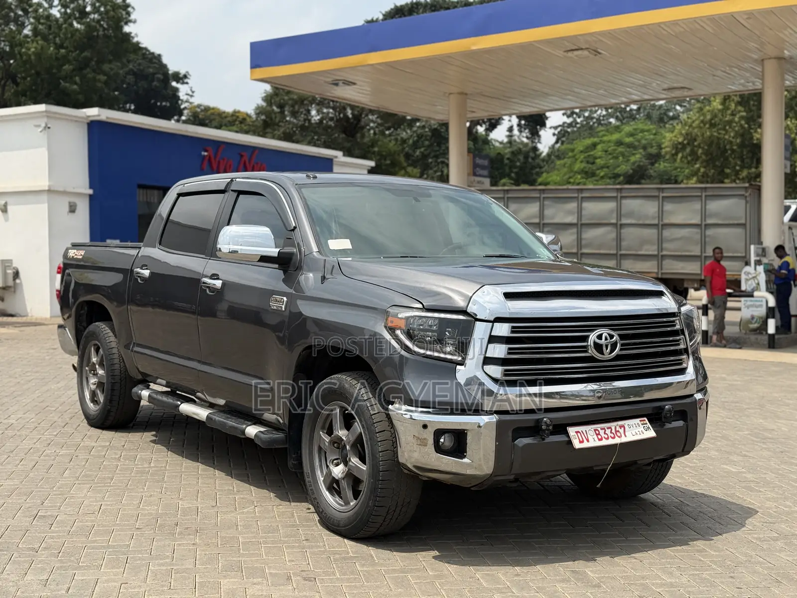 Toyota Tundra 2017 Gray