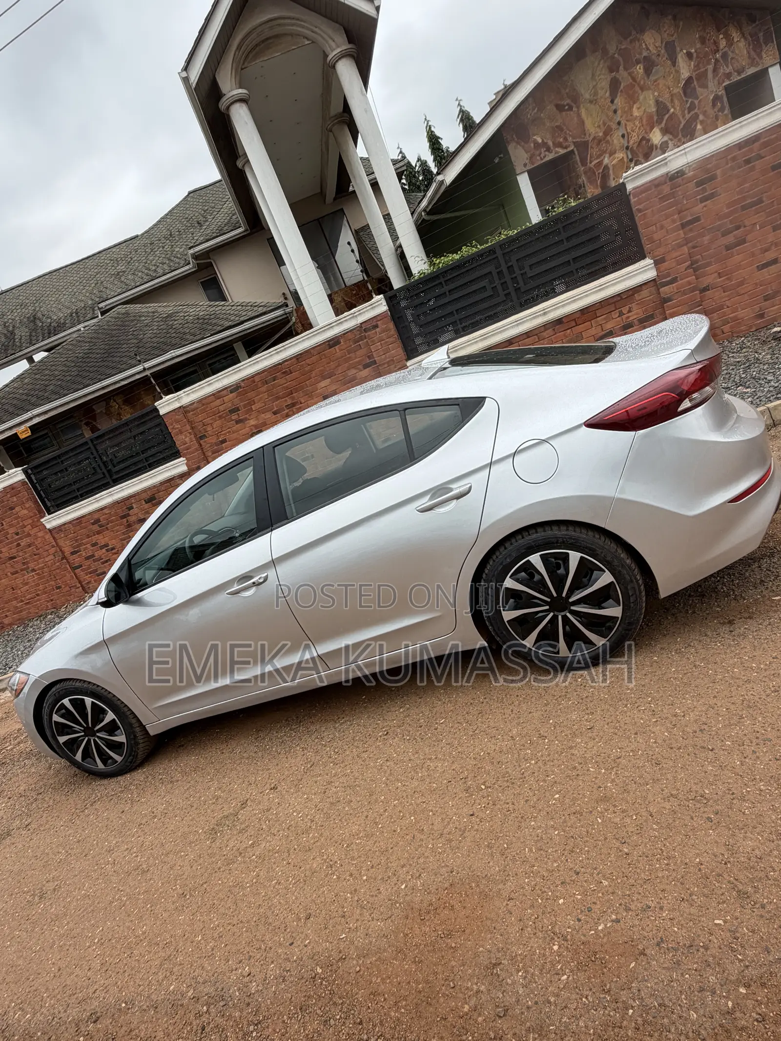 Hyundai Elantra Value Edition Sedan FWD (2.0L 4cyl 6A) 2017 Gray