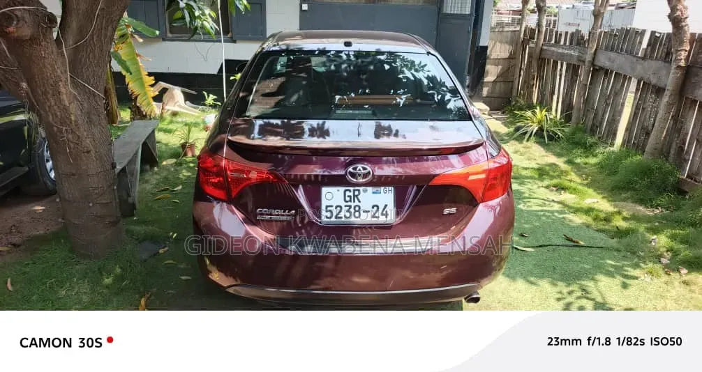 Toyota Corolla 2017 Red