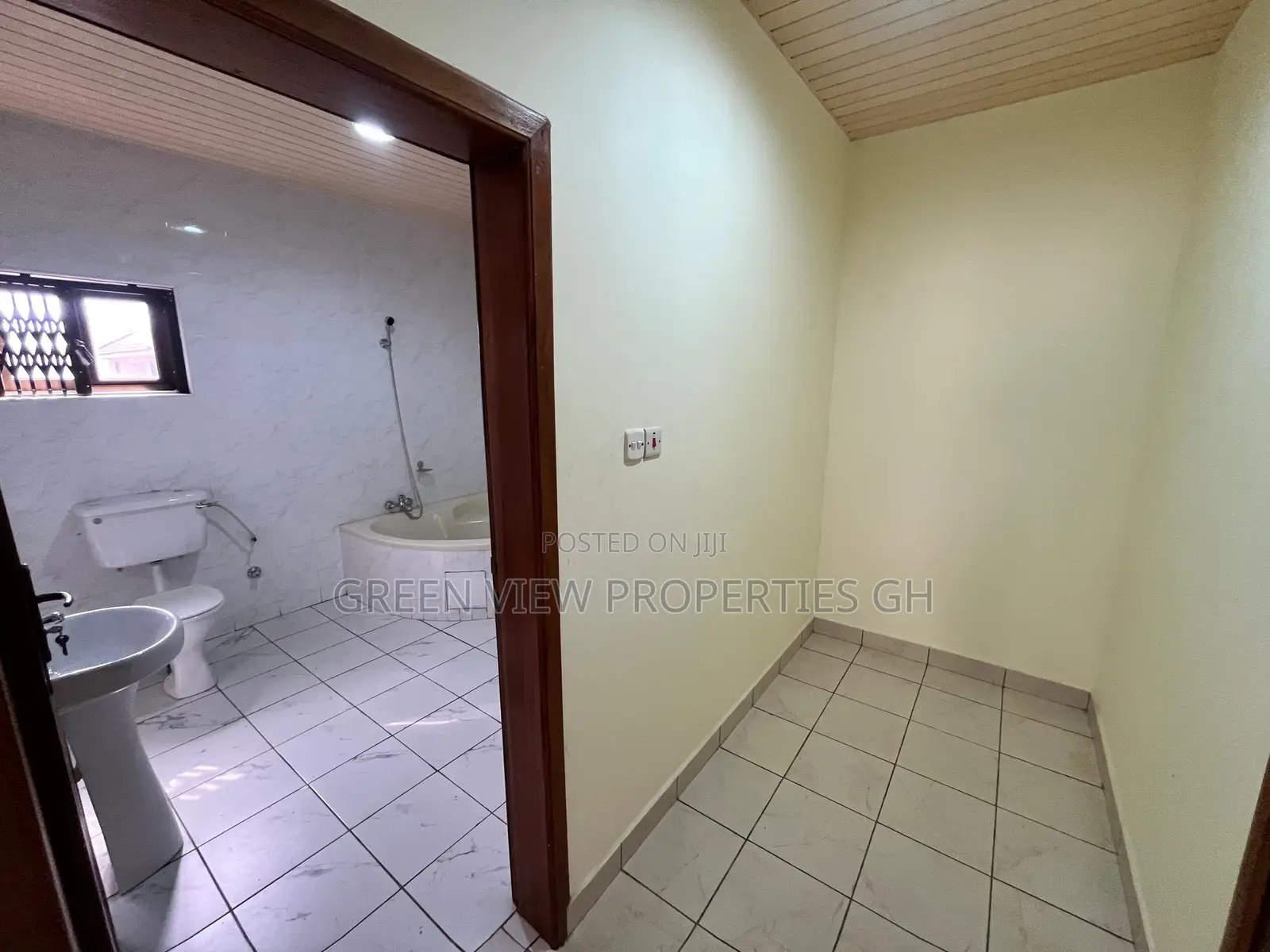 4bdrm Duplex in East Legon for rent