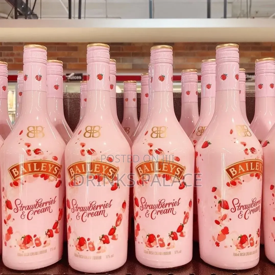 Baileys Strawberry Irish Cream Liqueur 700ml