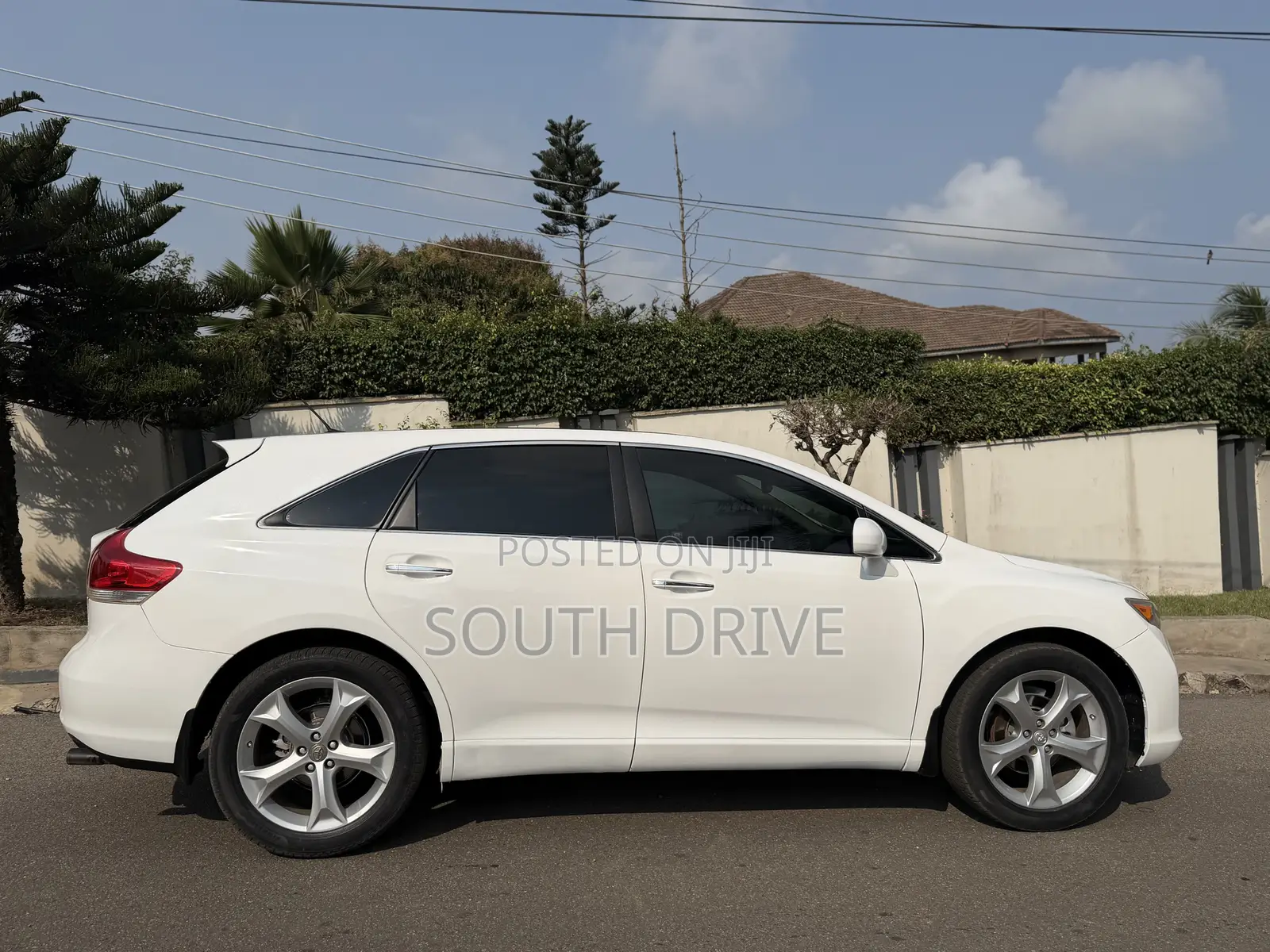 Toyota Venza AWD 2010 White