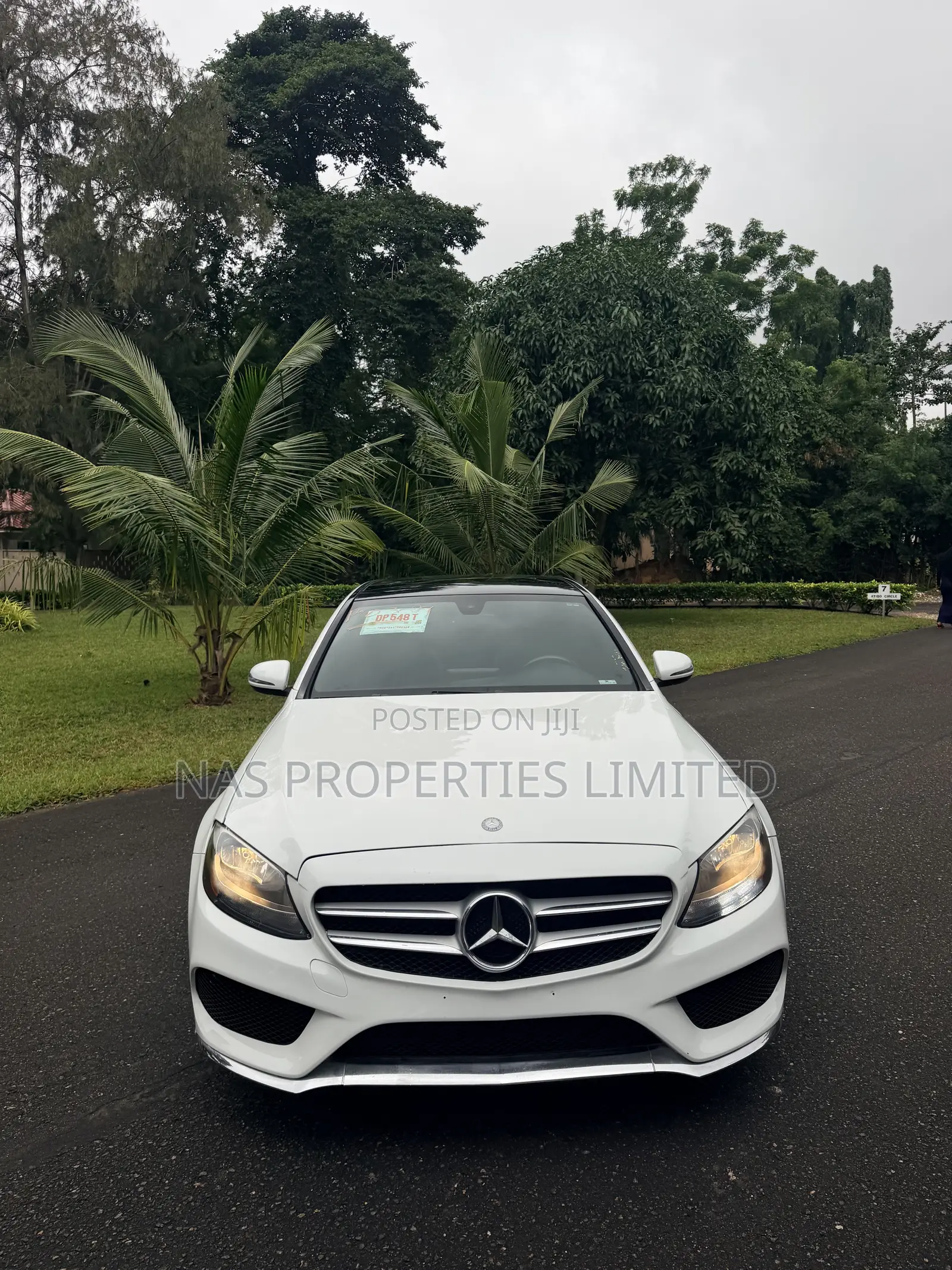 Mercedes-Benz C300 Luxury 4matic Sedan AWD (2.0L 4cyl 7A) 2017 White