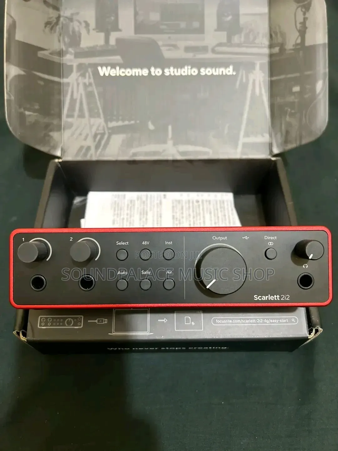 Focusrite Scarlett 2i2 (4th Generation) USB Audio Interface