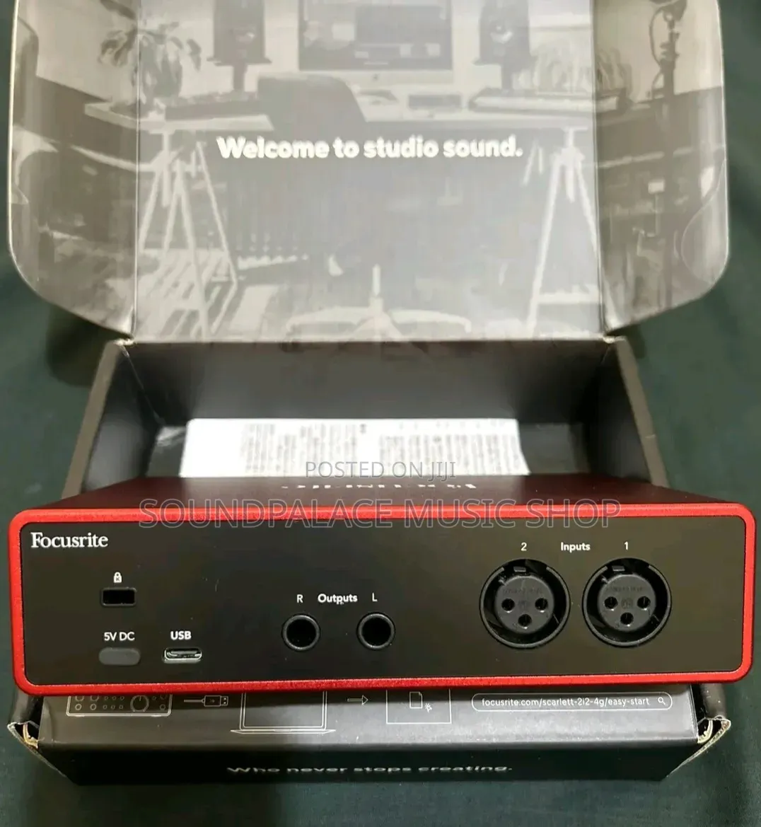 Focusrite Scarlett 2i2 (4th Generation) USB Audio Interface