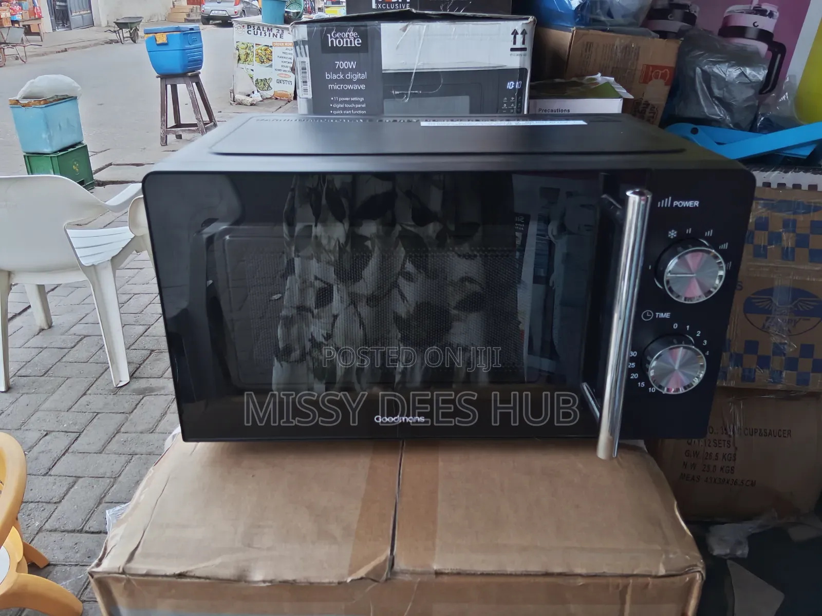 Goodmans 20L Manual Microwave - Black