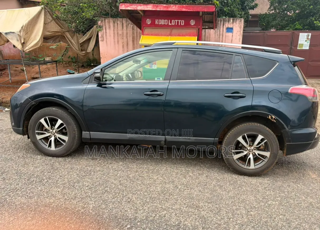 Toyota RAV4 2017 Black