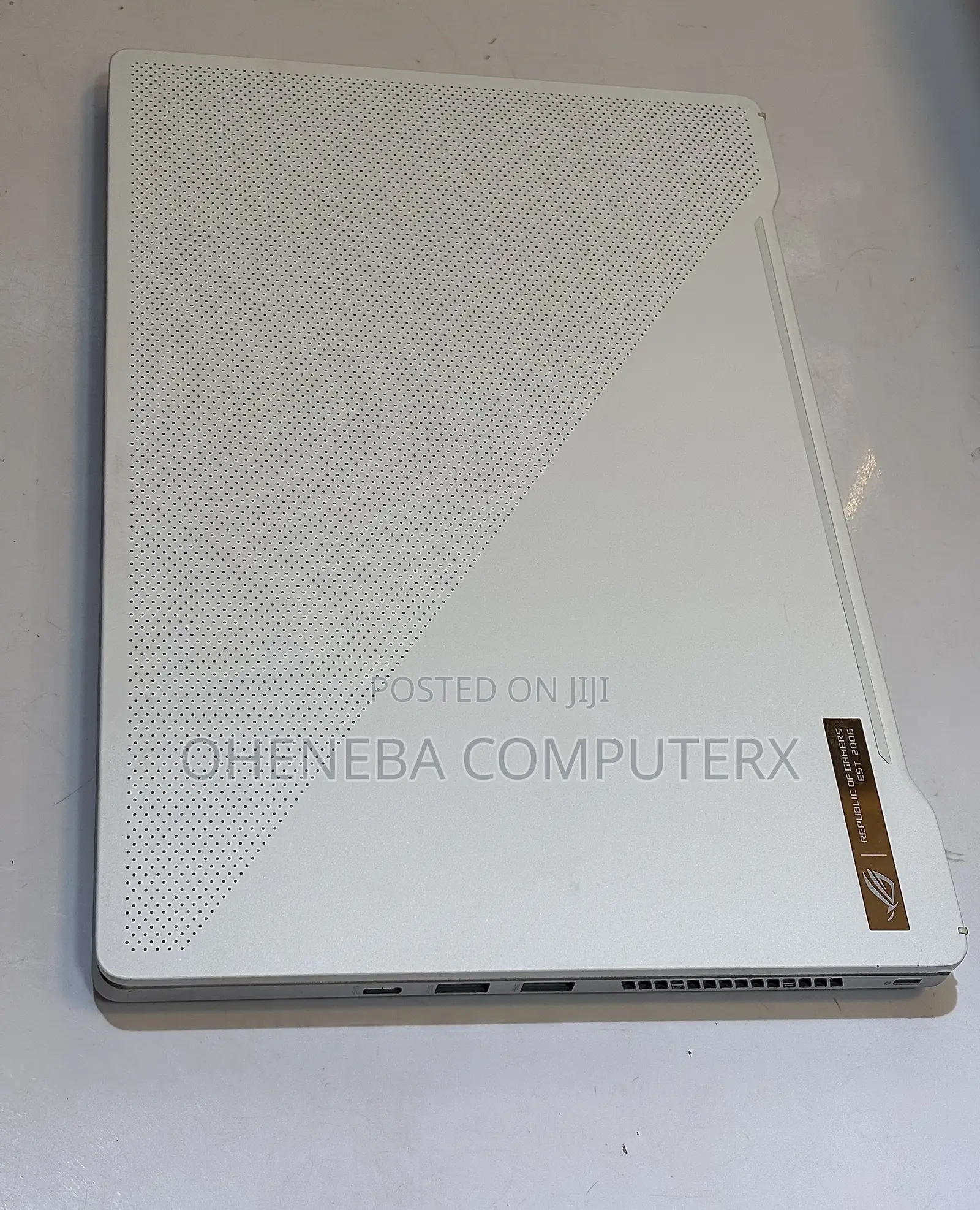 Laptop Asus ROG Zephyrus G14 16GB AMD Ryzen 9 SSD 1T
