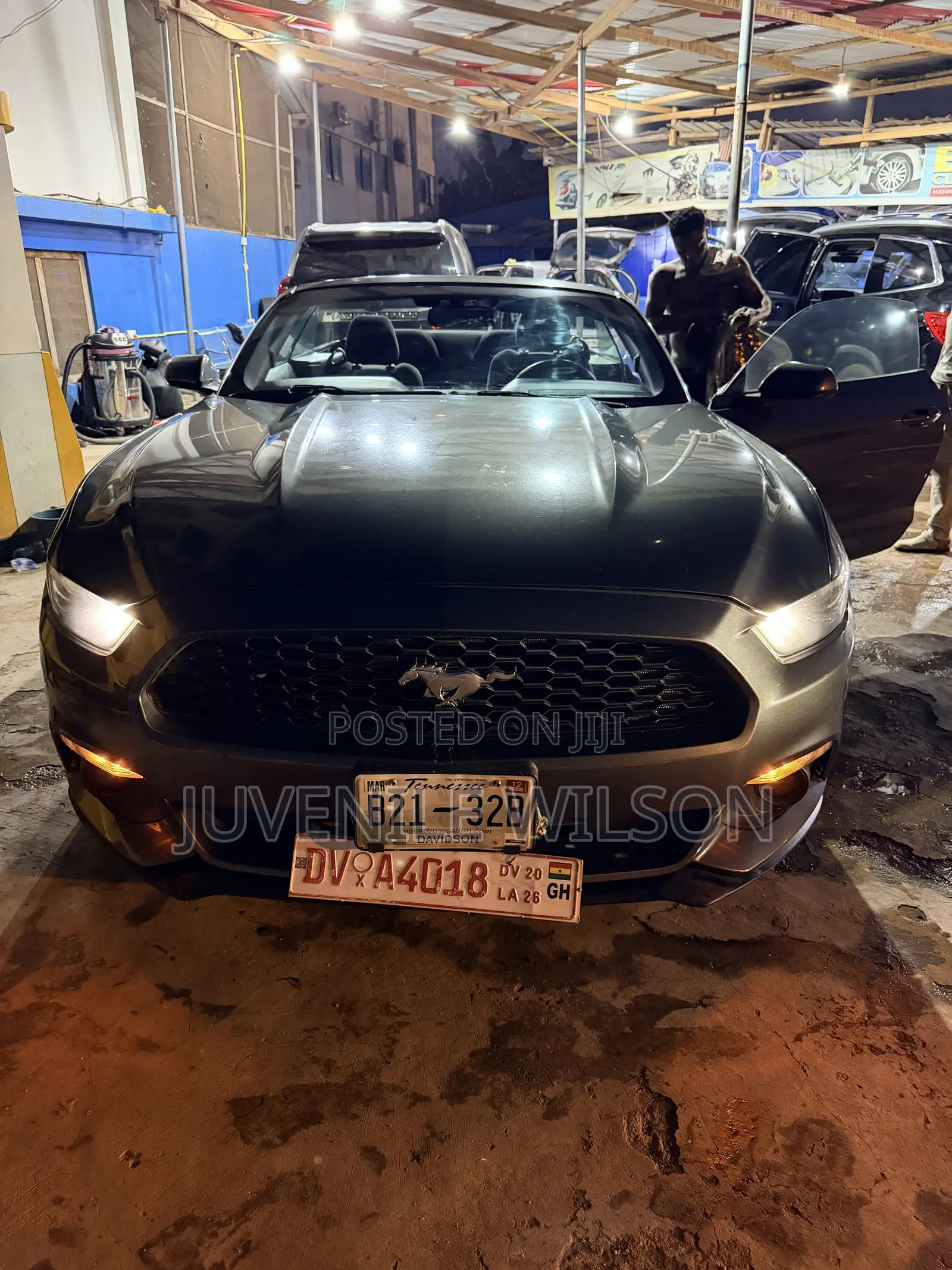 Ford Mustang V6 Convertible 2016 Gray