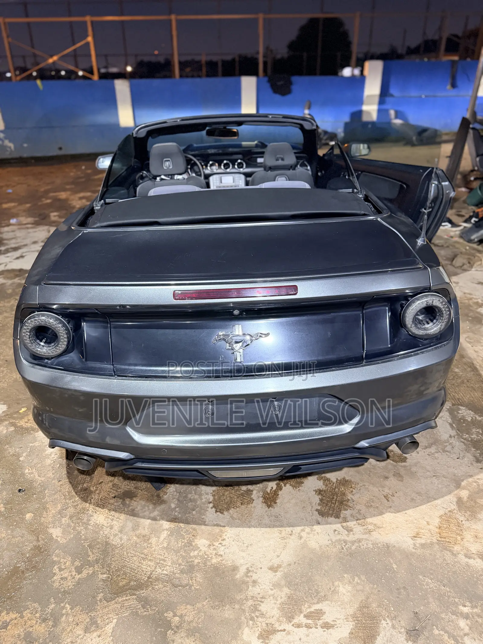 Ford Mustang V6 Convertible 2016 Gray