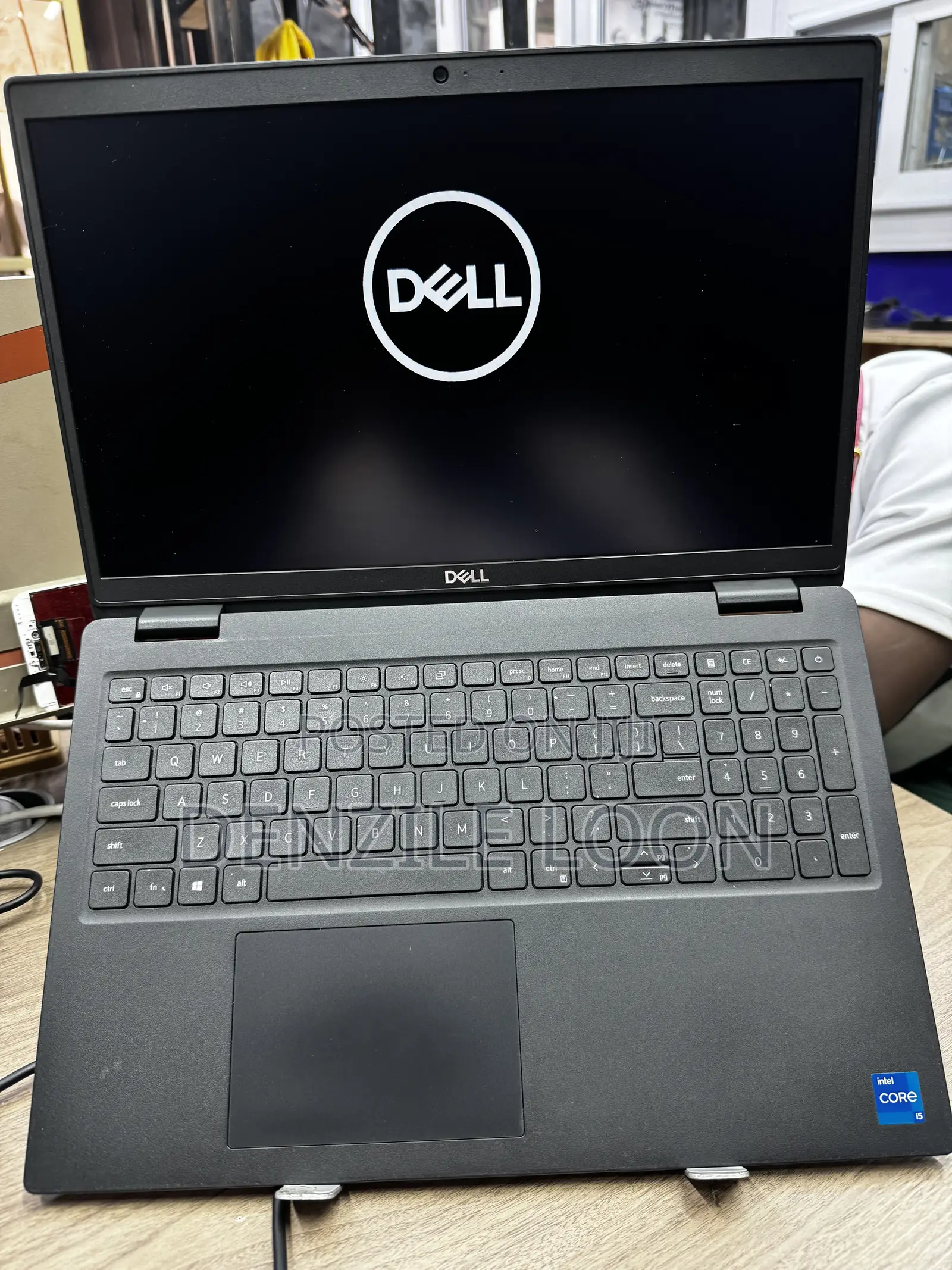 Laptop Dell Latitude 3520 8GB Intel Core i5 SSD 256GB