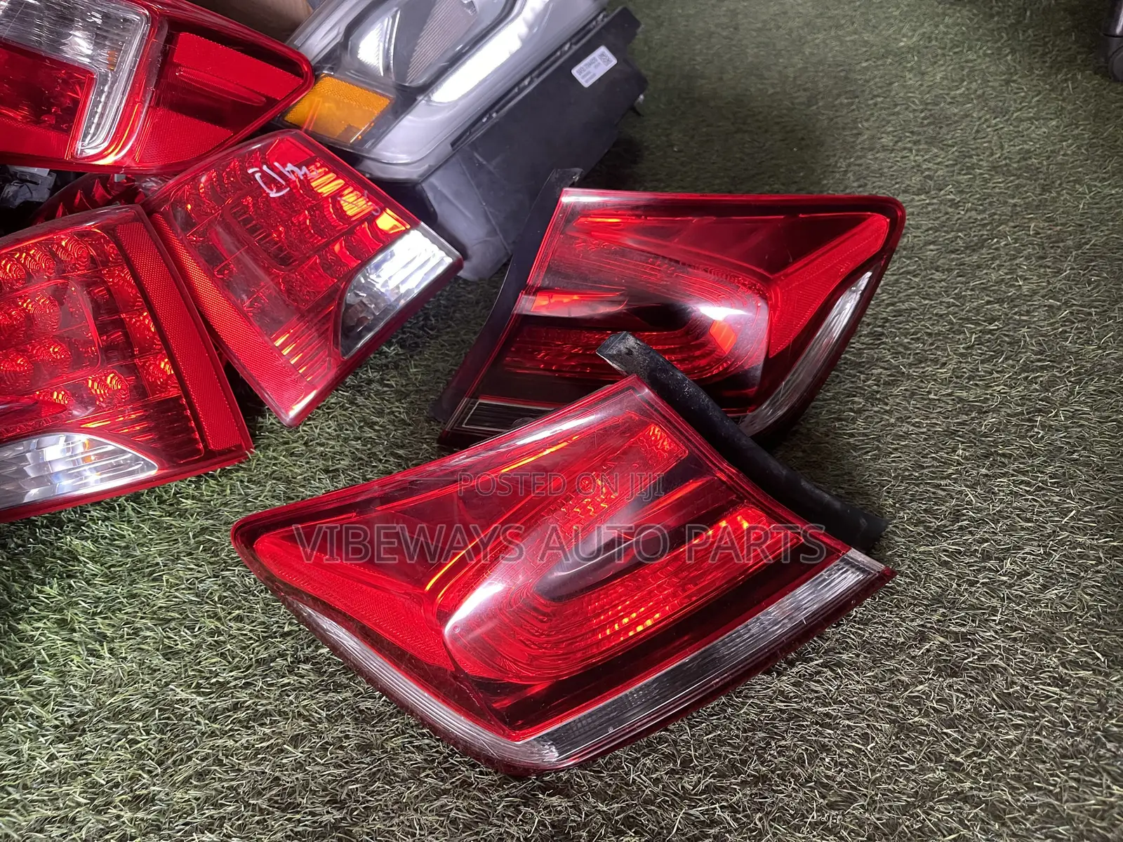 Honda Civic 2014-2015 Taillight Original Home Used Pair