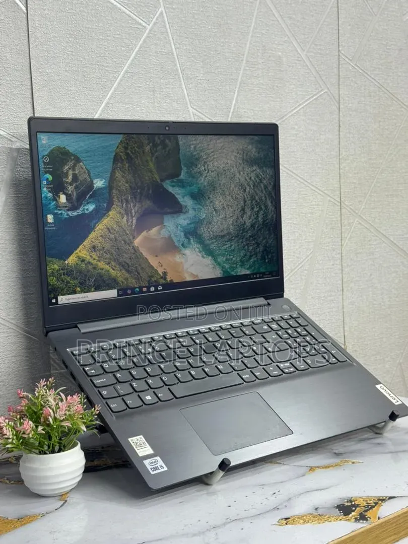 Laptop Lenovo V15 8GB Intel Core i5 SSD 256GB