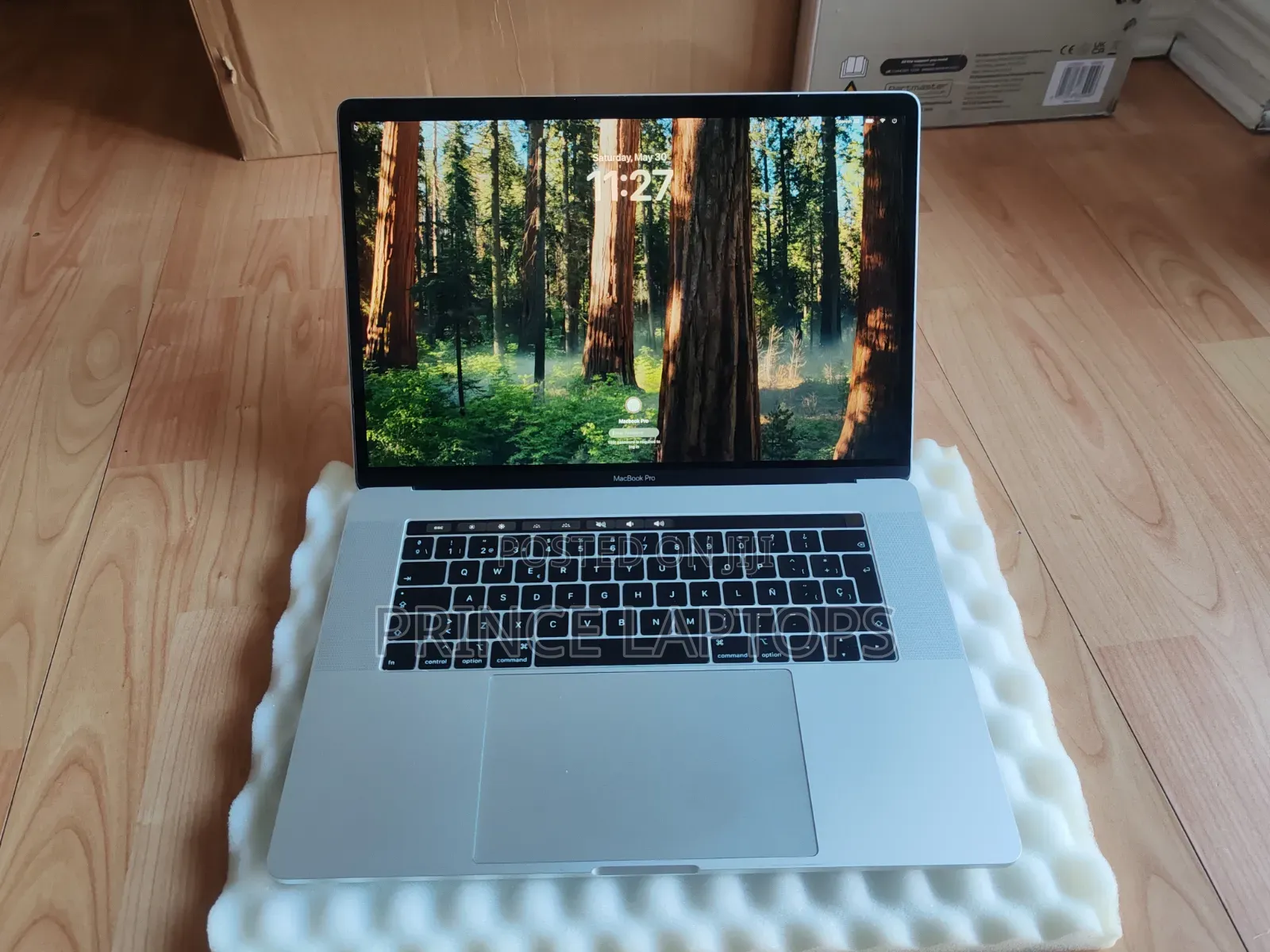 Laptop Apple MacBook Pro 2018 16GB Intel Core i7 SSD 512GB