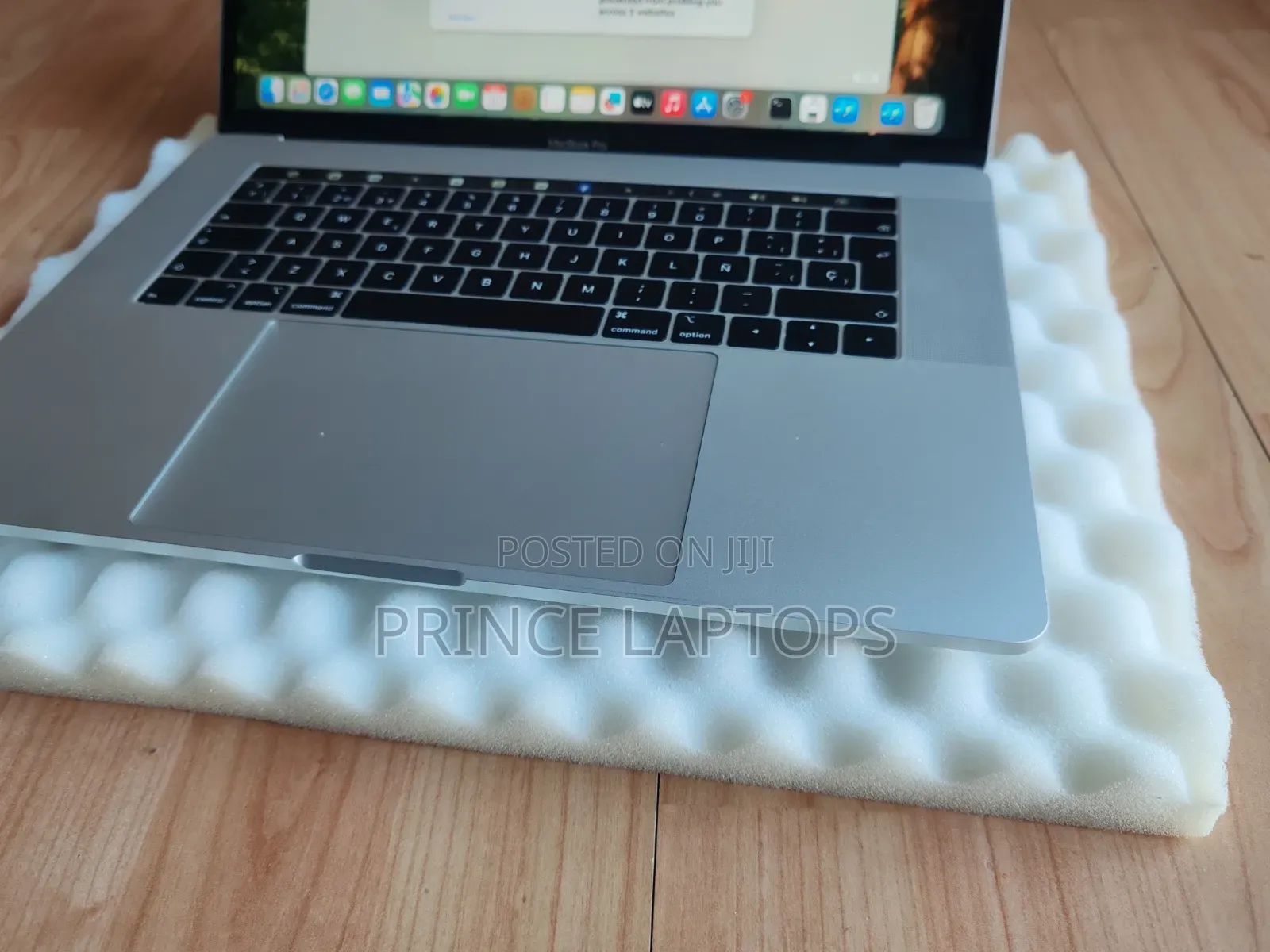 Laptop Apple MacBook Pro 2018 16GB Intel Core i7 SSD 512GB