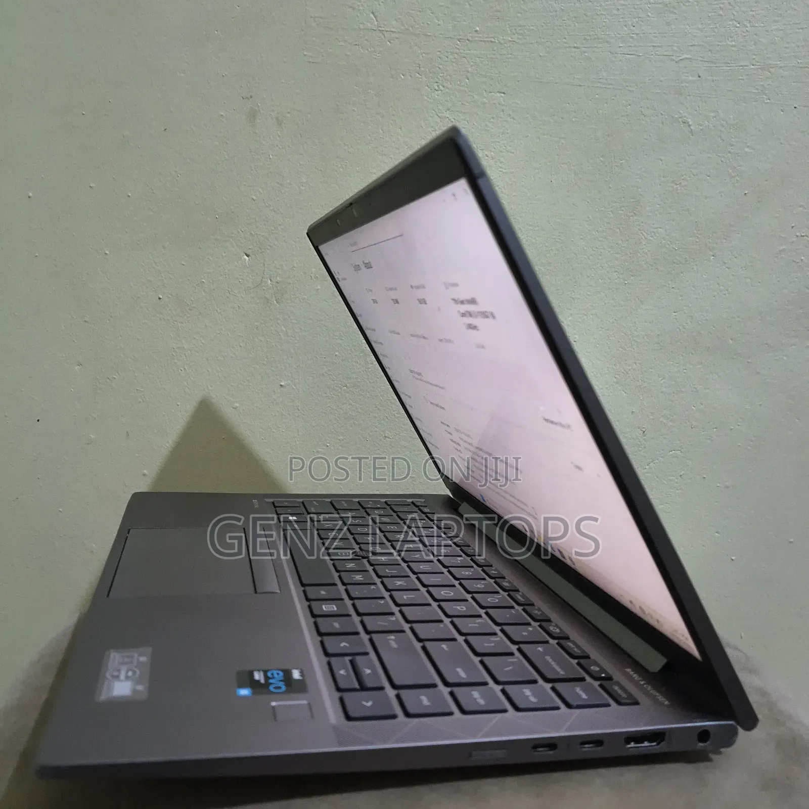 Laptop HP ZBook Firefly G8 16GB Intel Core i5 SSD 256GB