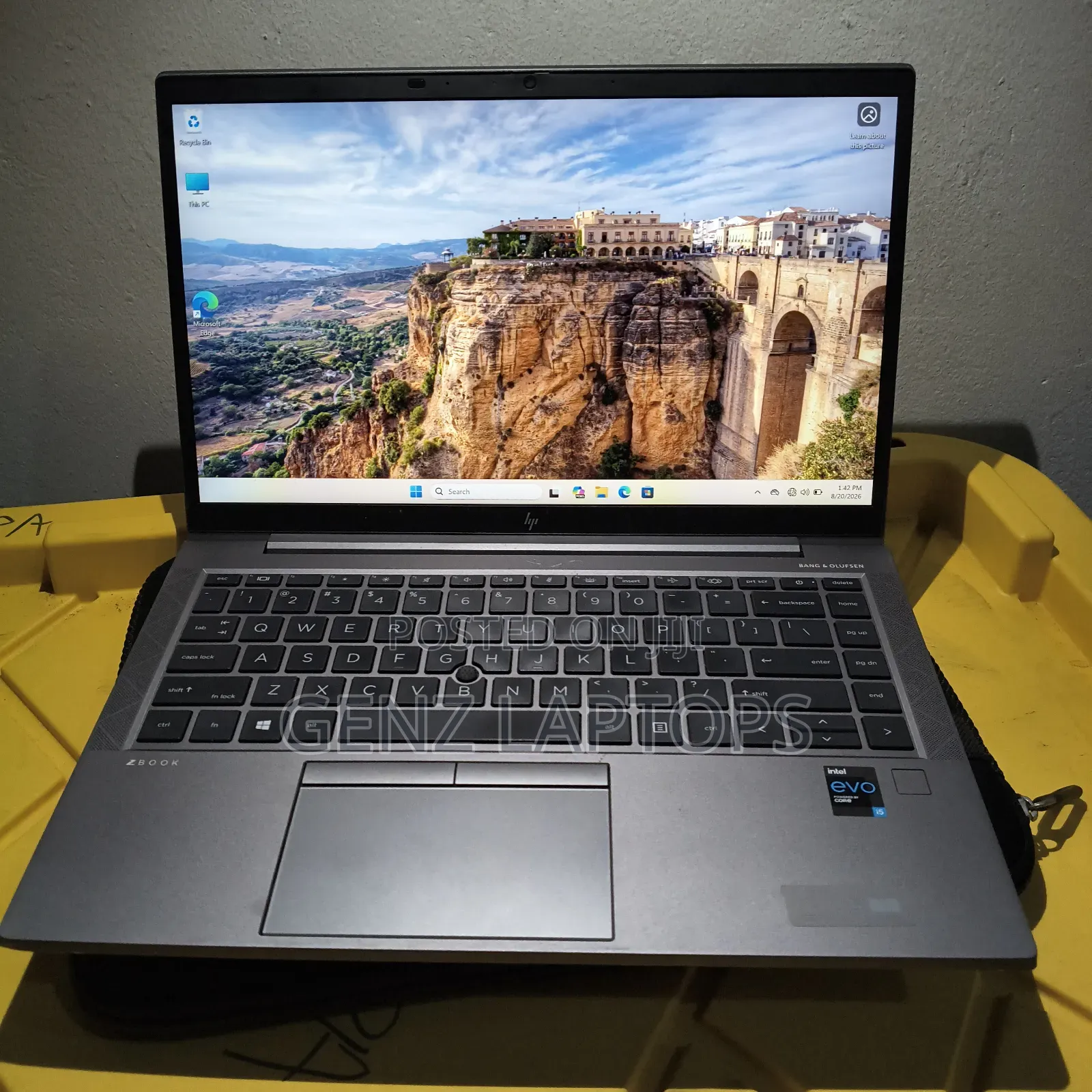 Laptop HP ZBook Firefly G8 16GB Intel Core i5 SSD 256GB