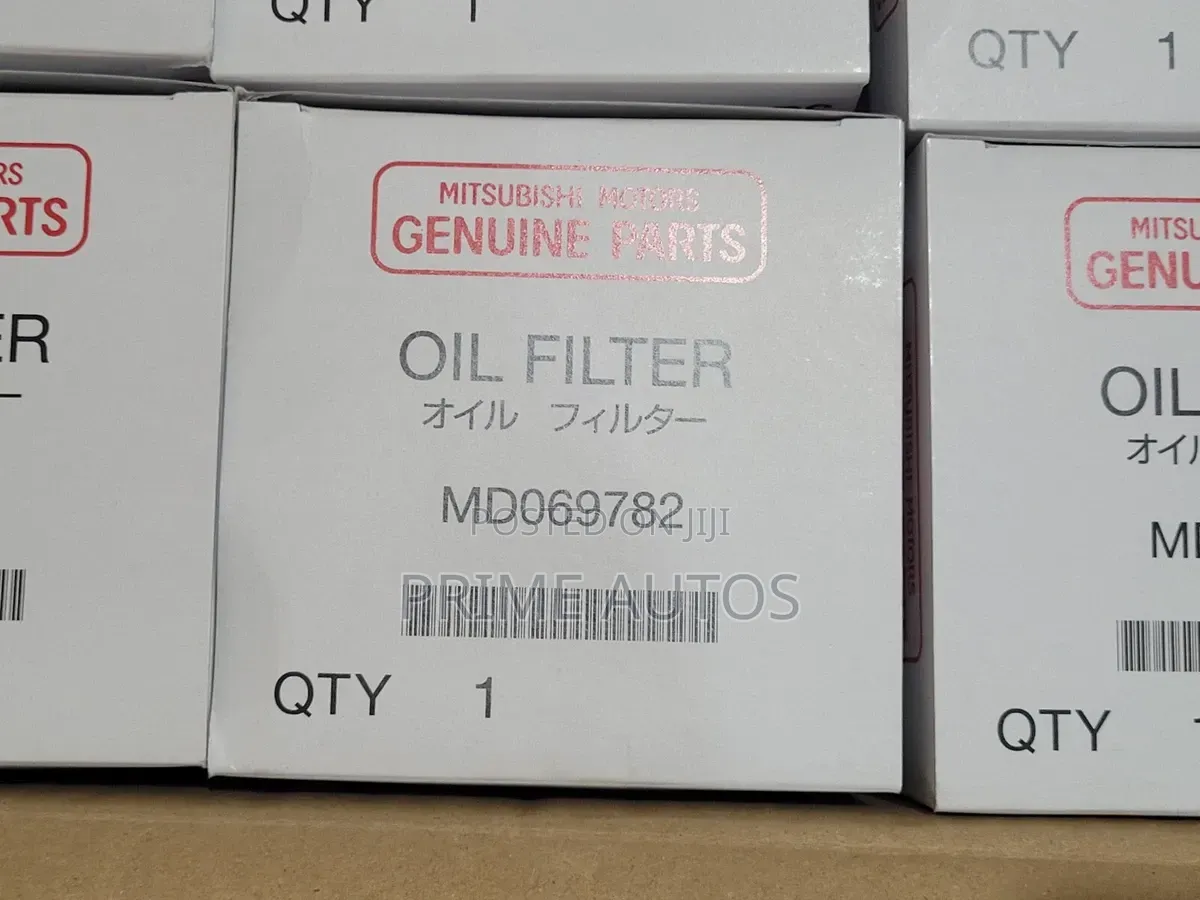 Genuine Mitsubishi ( MD069782 ) Motors Oil Filter