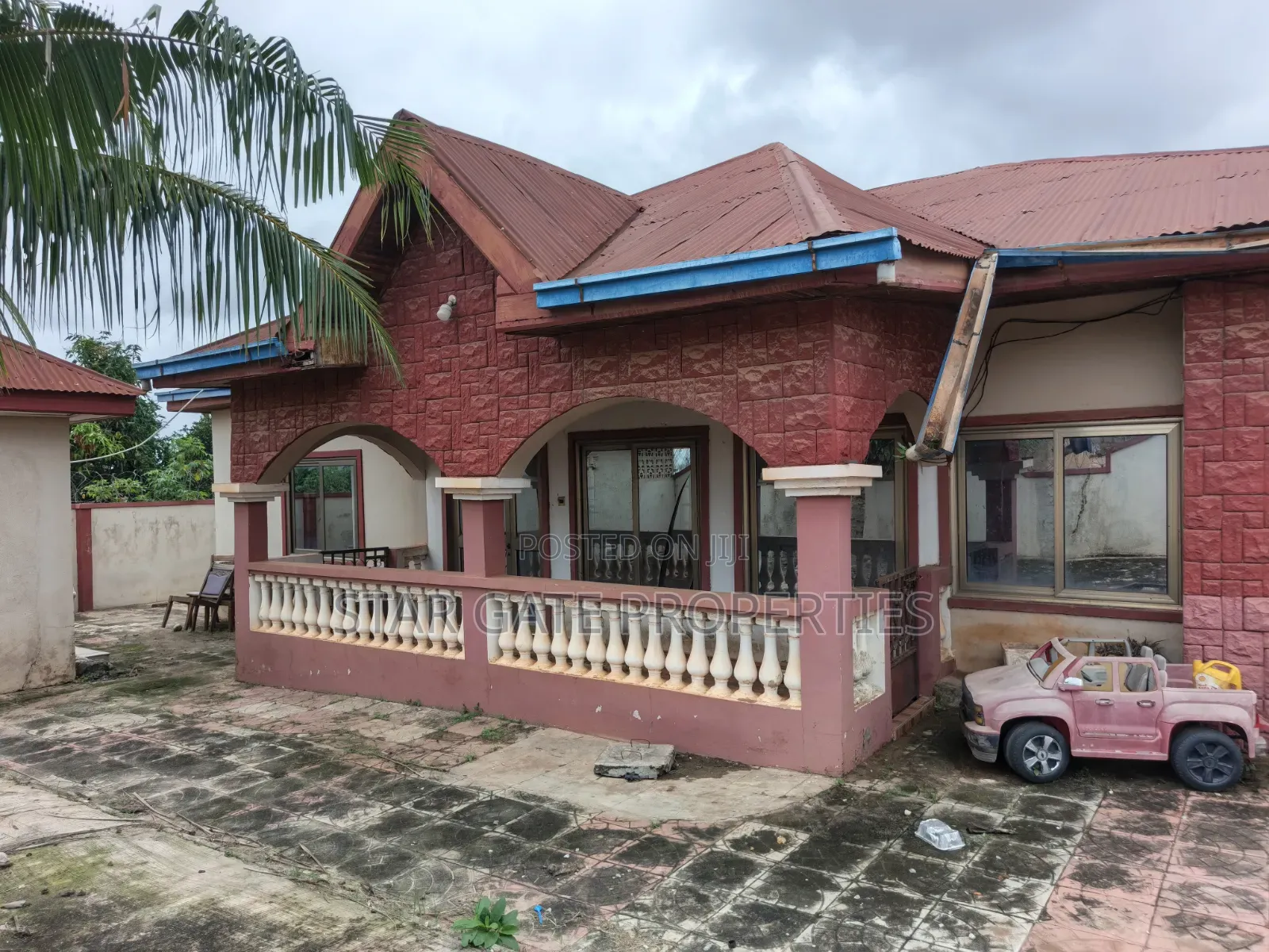 4bdrm House in Atonsu Feyiase., Kumasi Metropolitan for sale