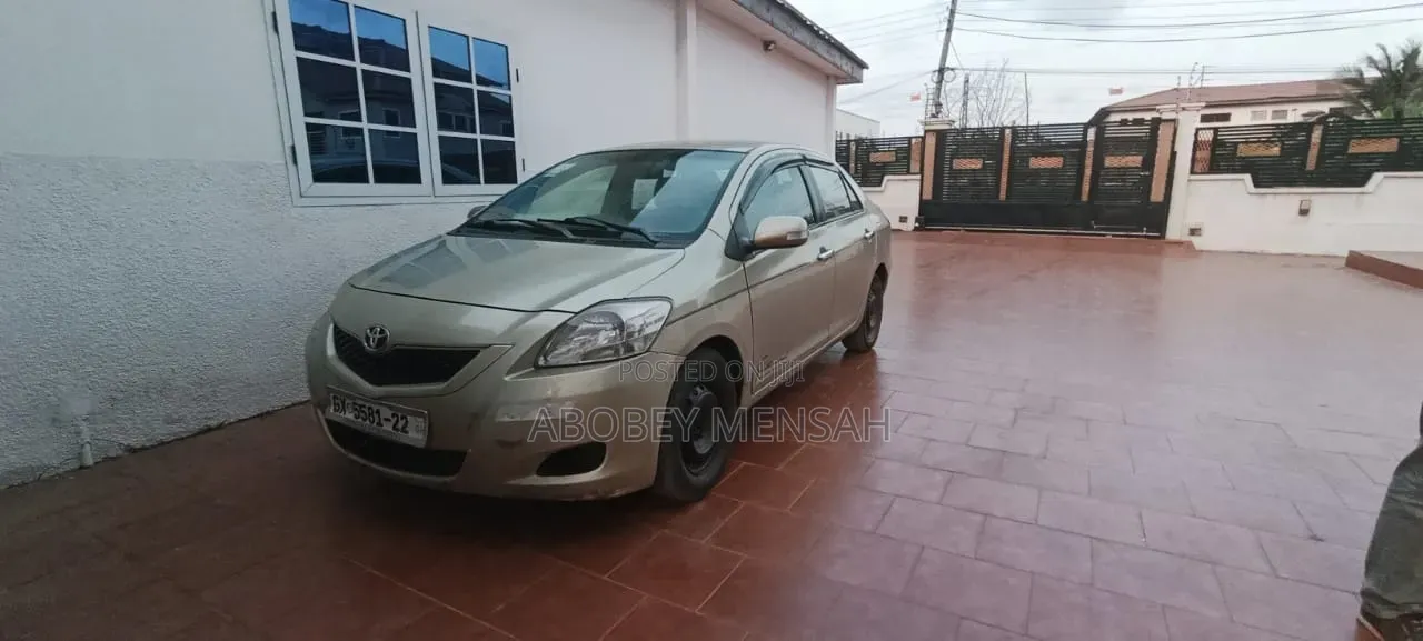 Toyota Belta 2010