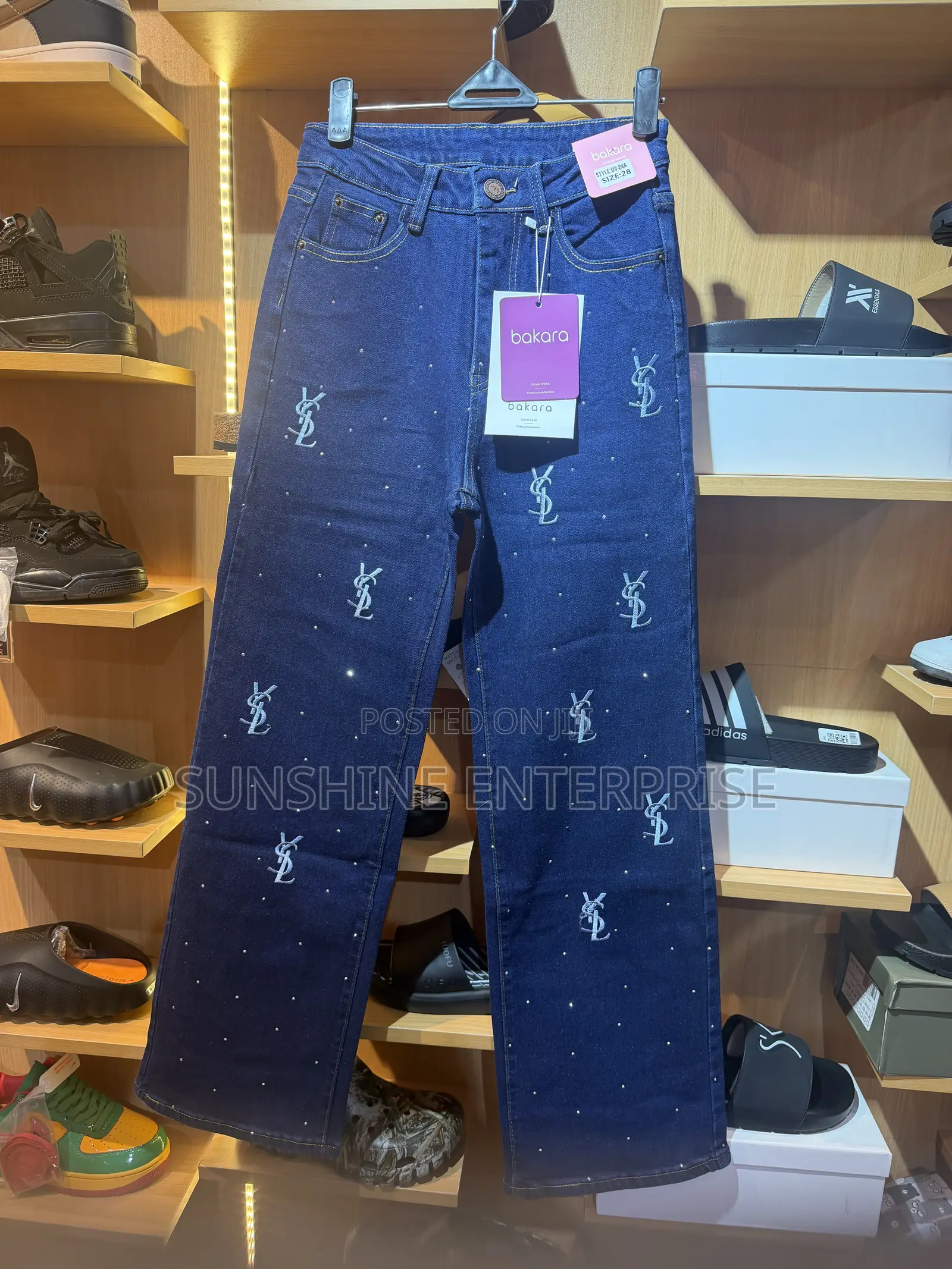 Ladies Baggy Jeans