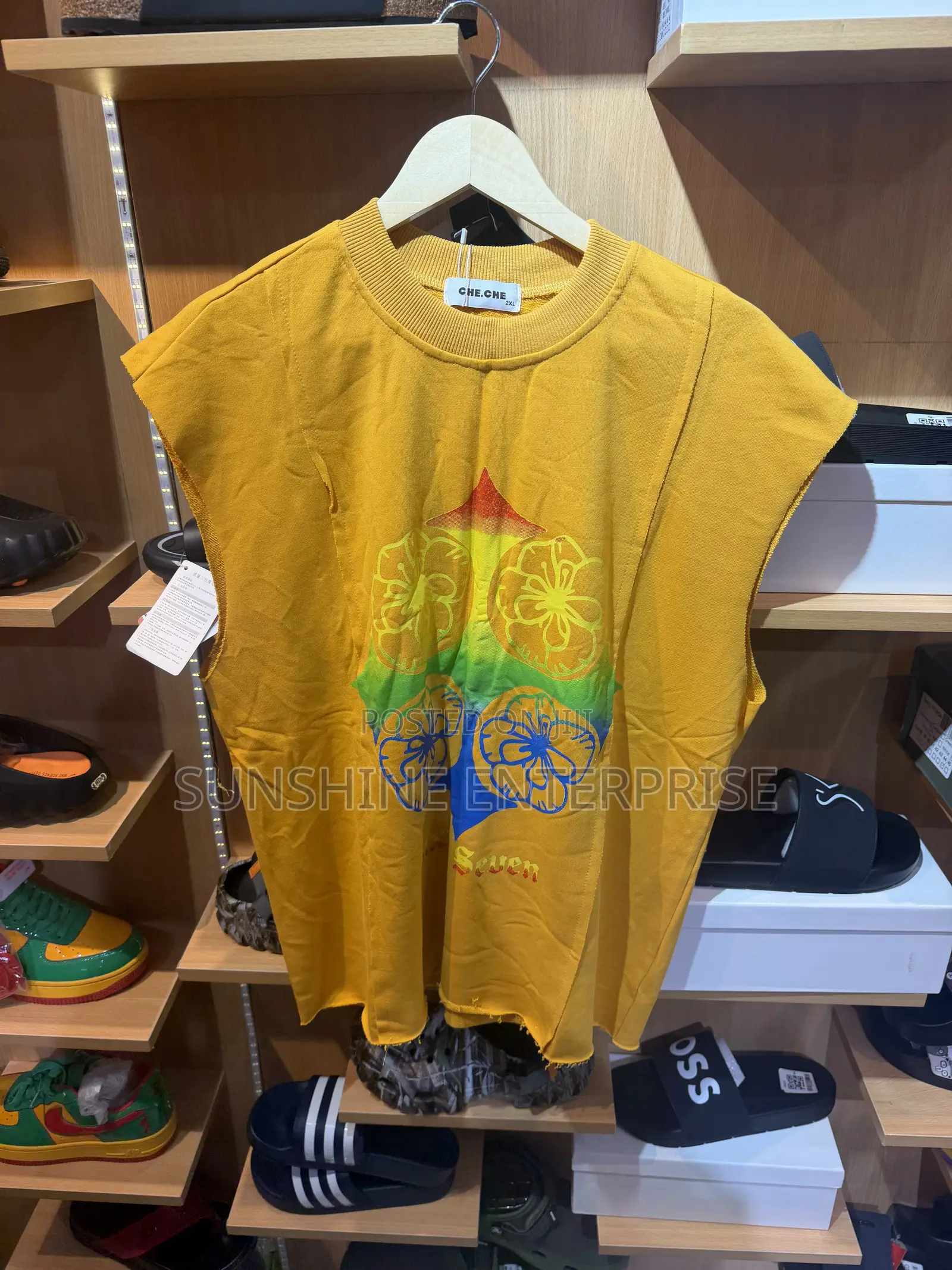 Man’s Sleeveless Shirt